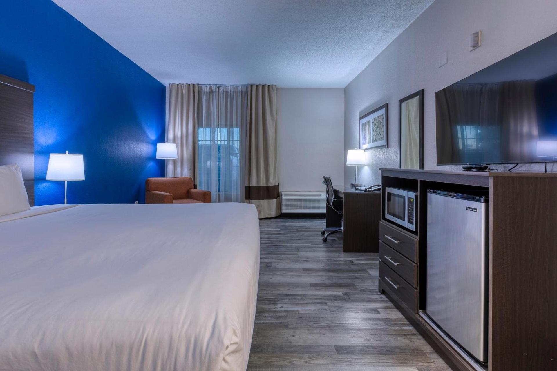 Baymont by Wyndham Casa Grande photo 7