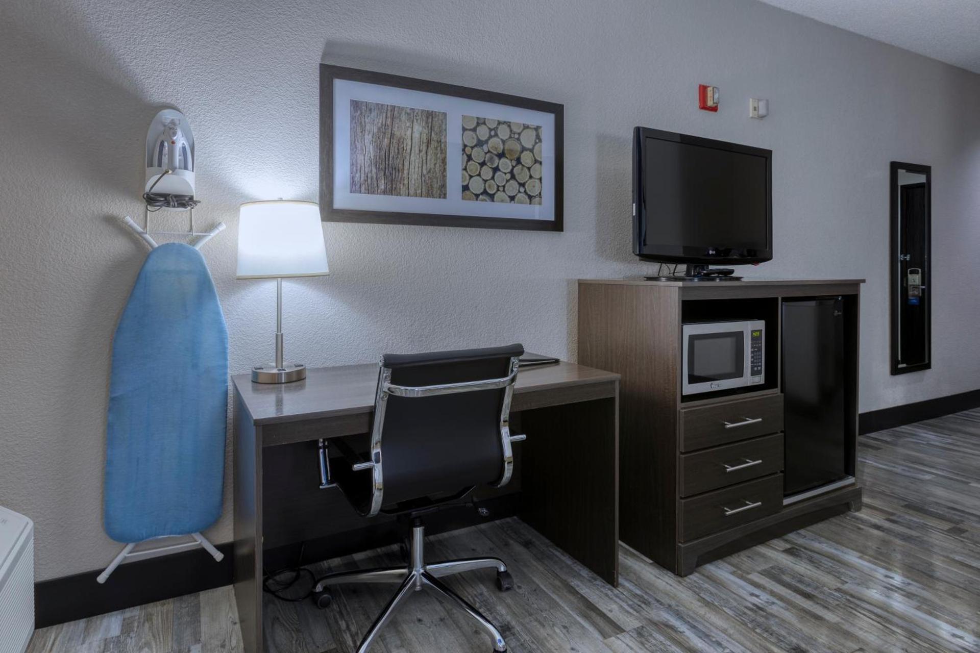 Baymont by Wyndham Casa Grande photo 26