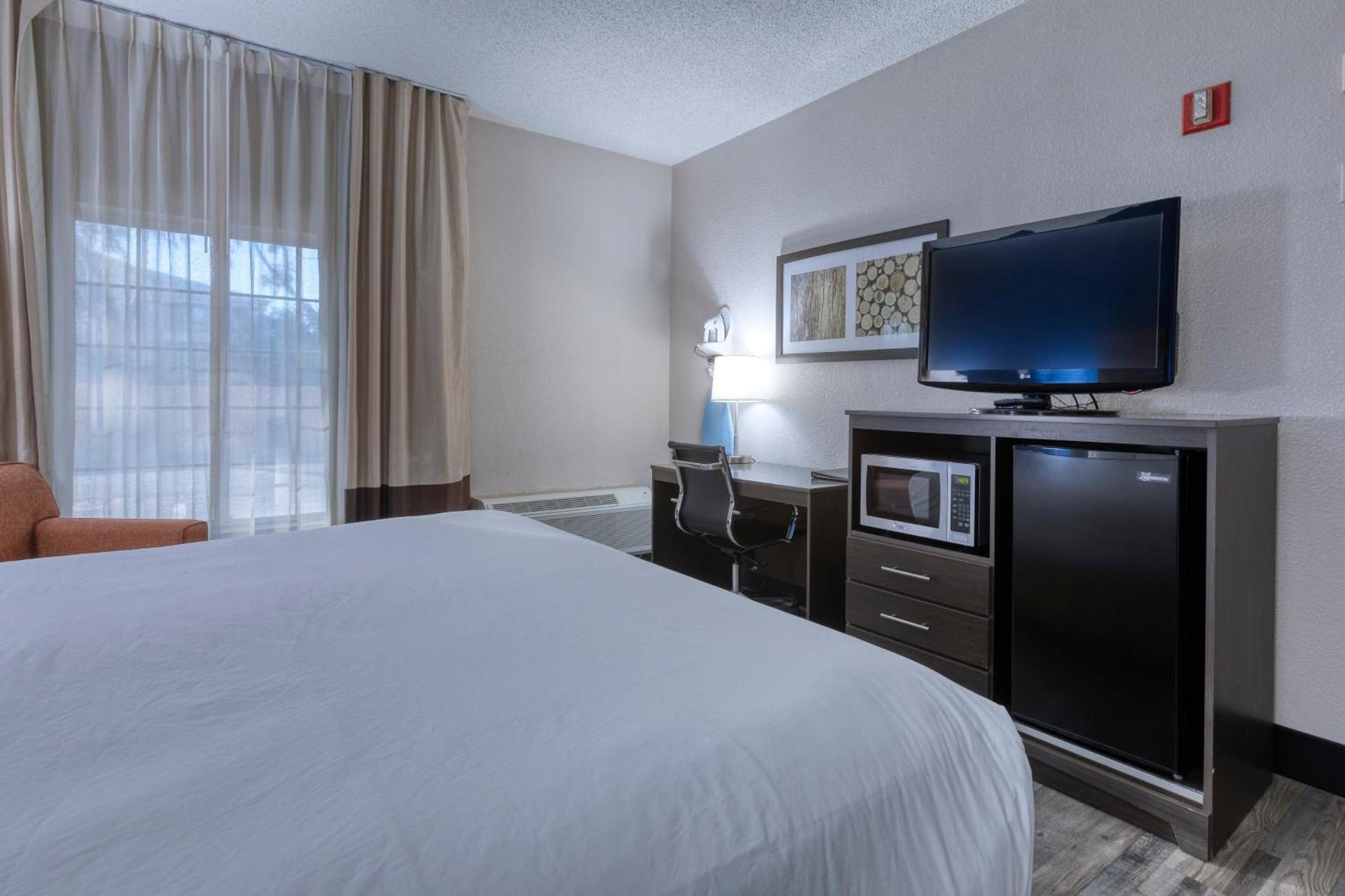 Baymont by Wyndham Casa Grande photo 28