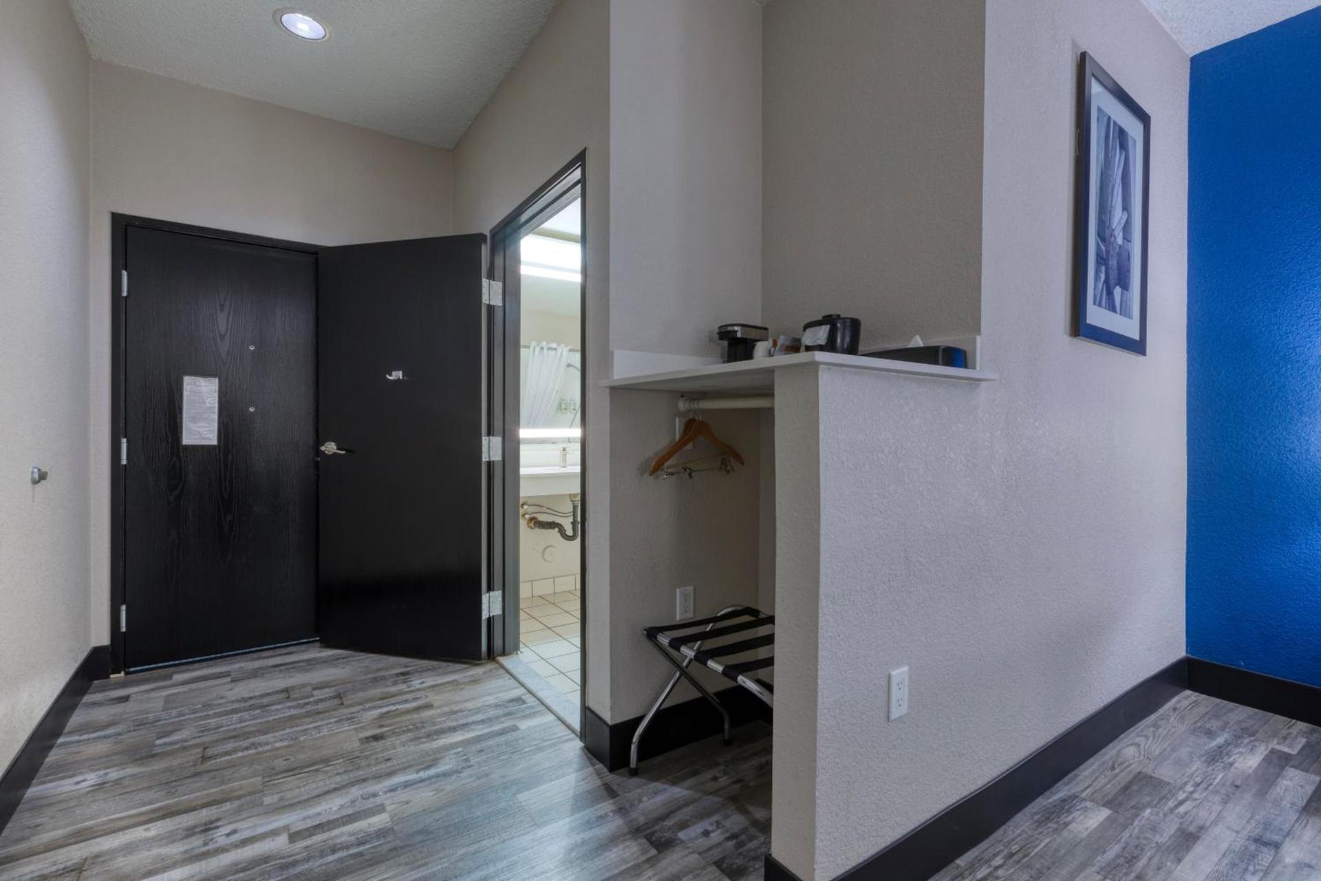 Baymont by Wyndham Casa Grande photo 32
