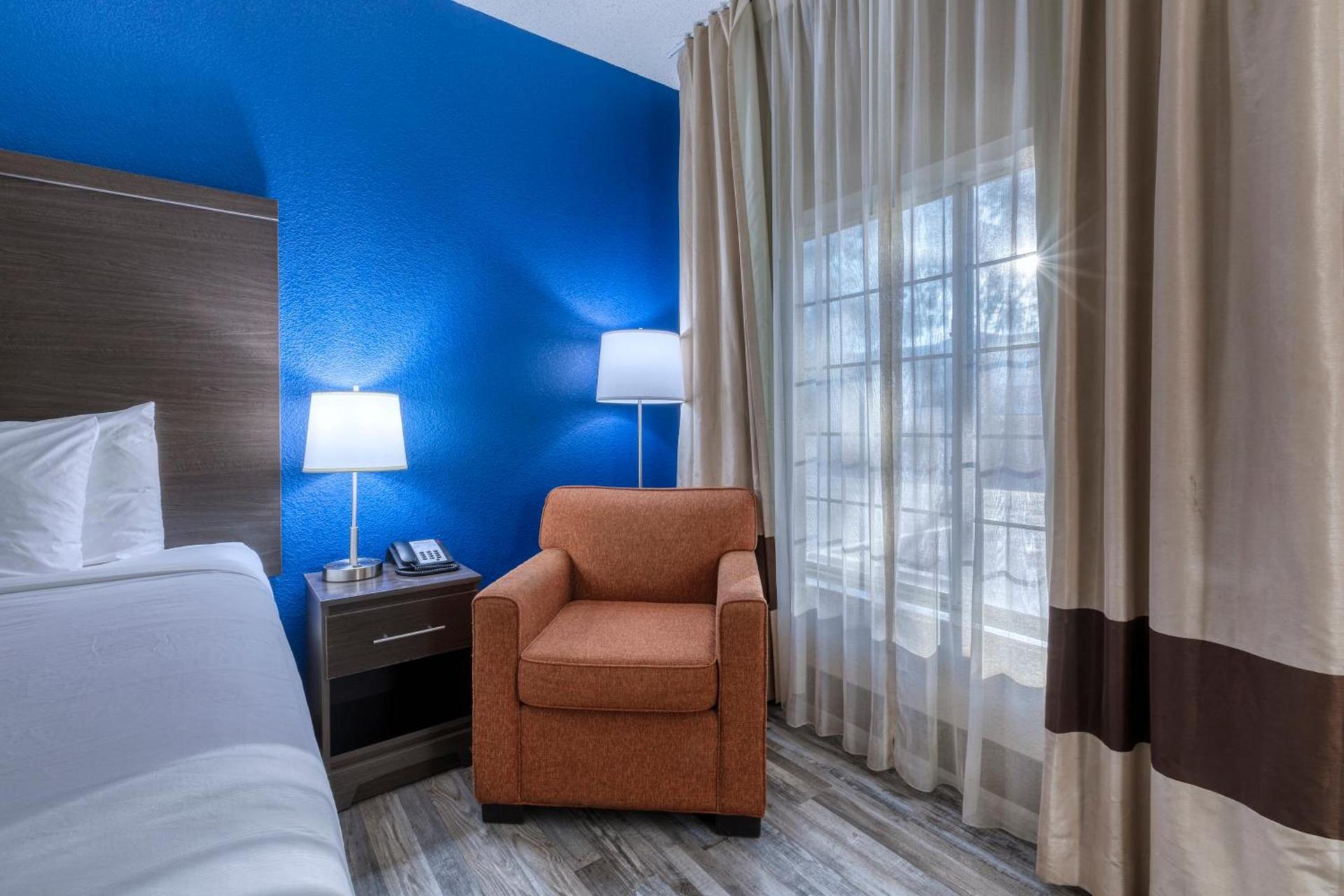 Baymont by Wyndham Casa Grande photo 37