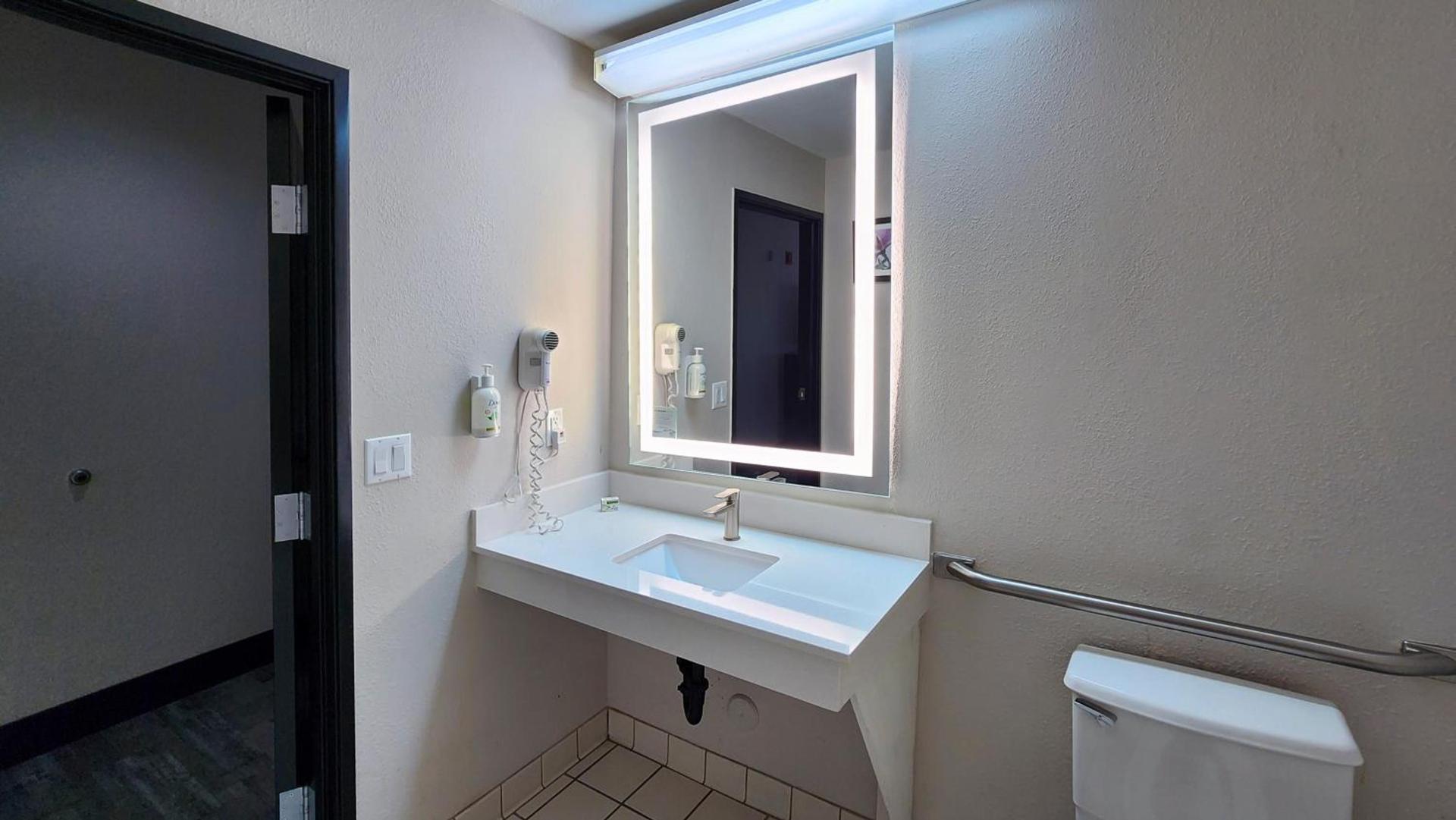 Baymont by Wyndham Casa Grande photo 44
