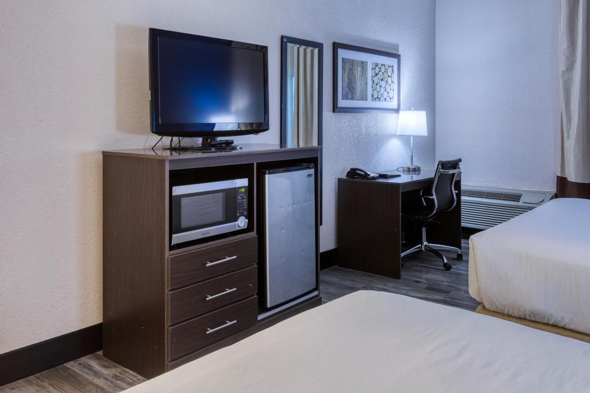 Baymont by Wyndham Casa Grande photo 93
