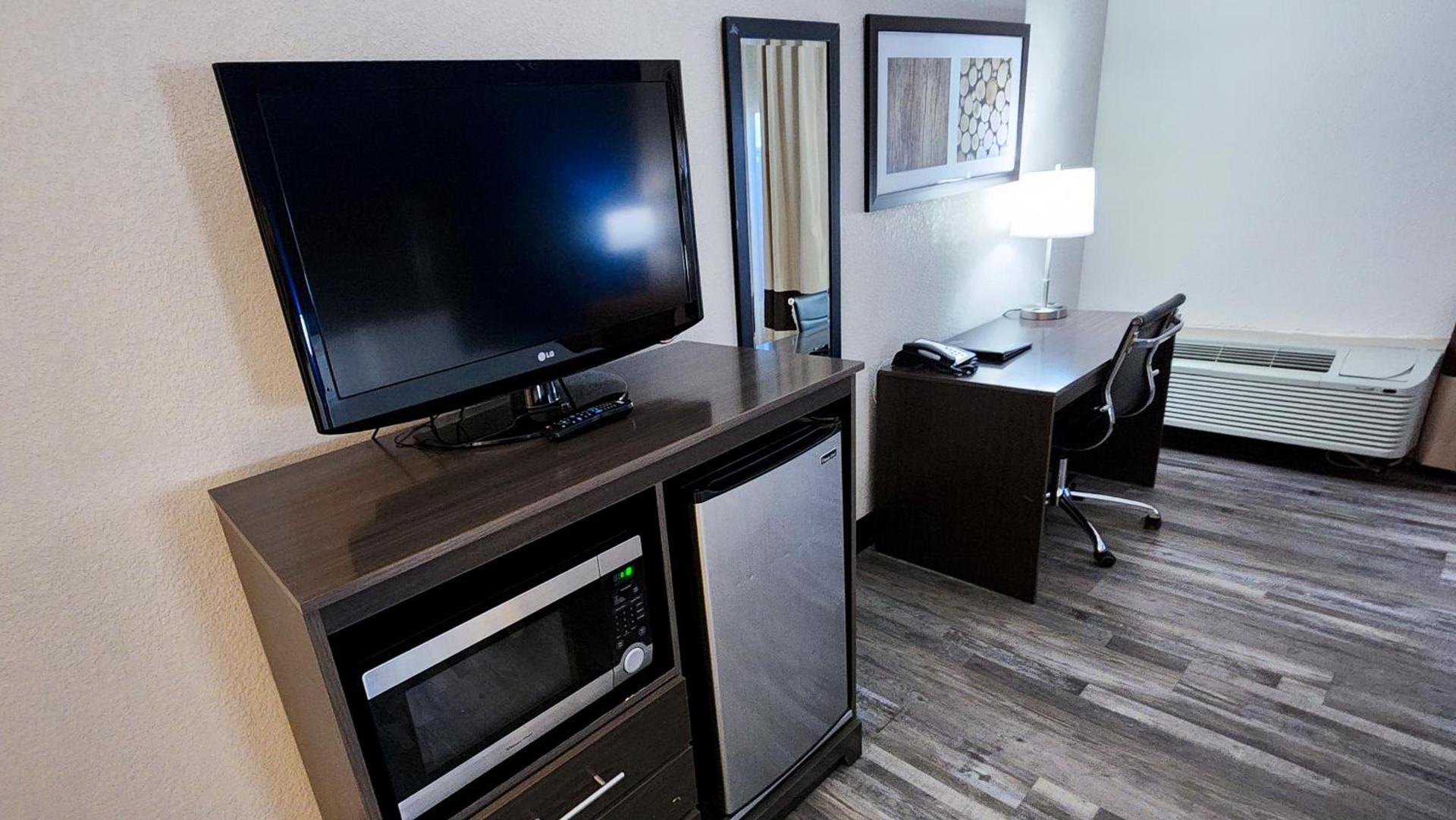 Baymont by Wyndham Casa Grande photo 100