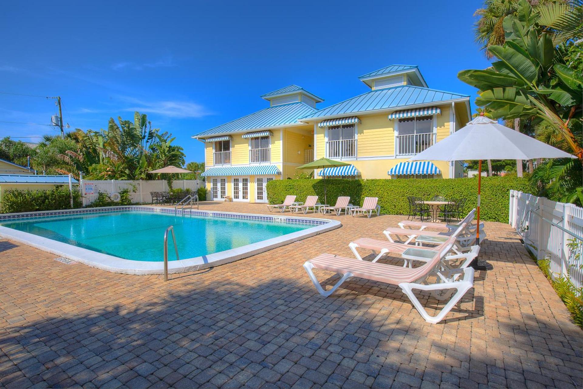 Naples Garden Inn photo 2