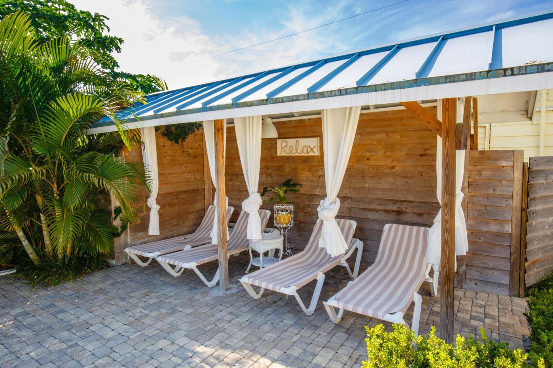Naples Garden Inn photo 6