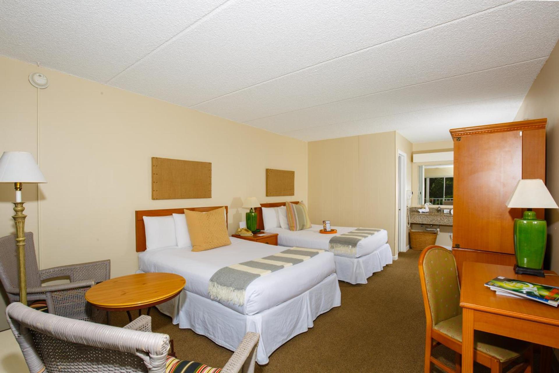 Naples Garden Inn photo 9
