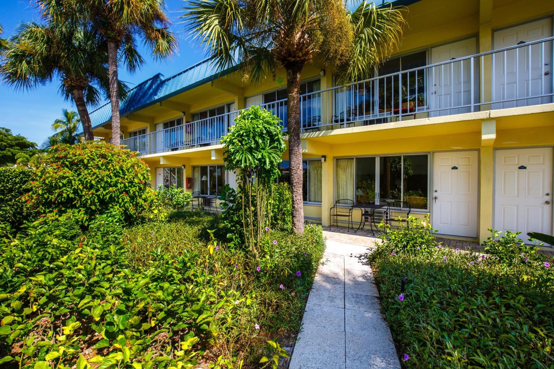 Naples Garden Inn photo 21