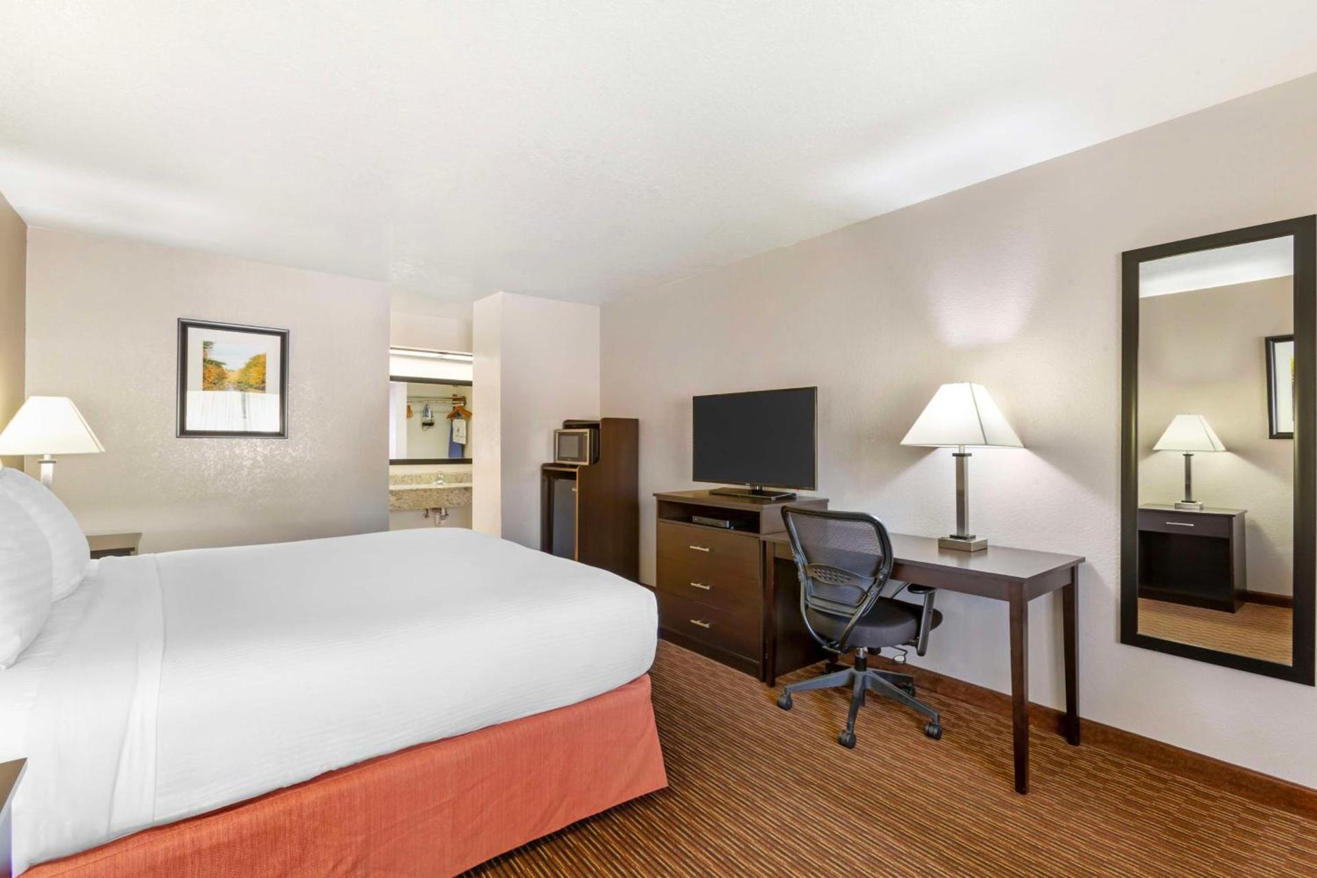 Best Western Sawmill Inn photo 24