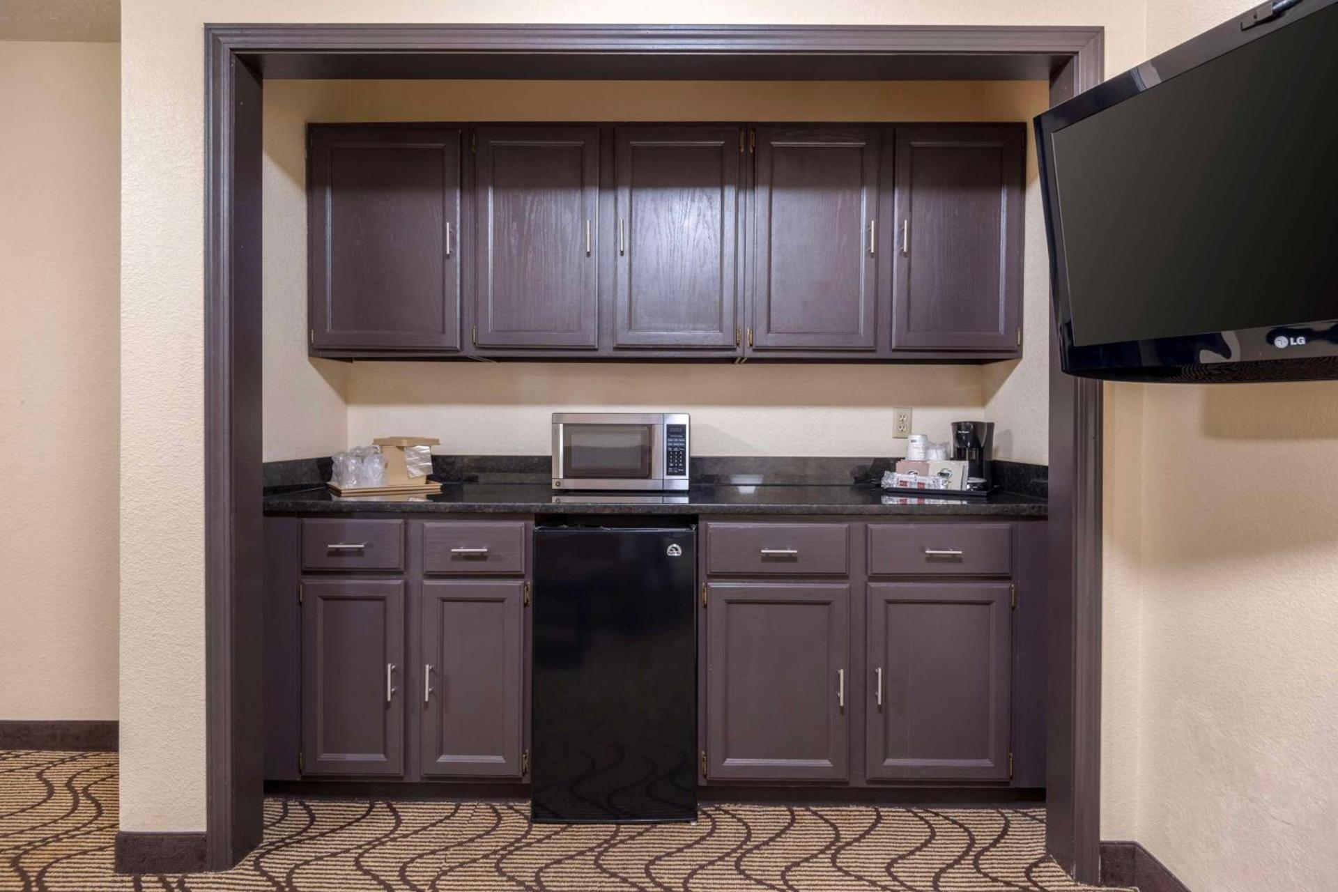Best Western Campbellsville Inn photo 28