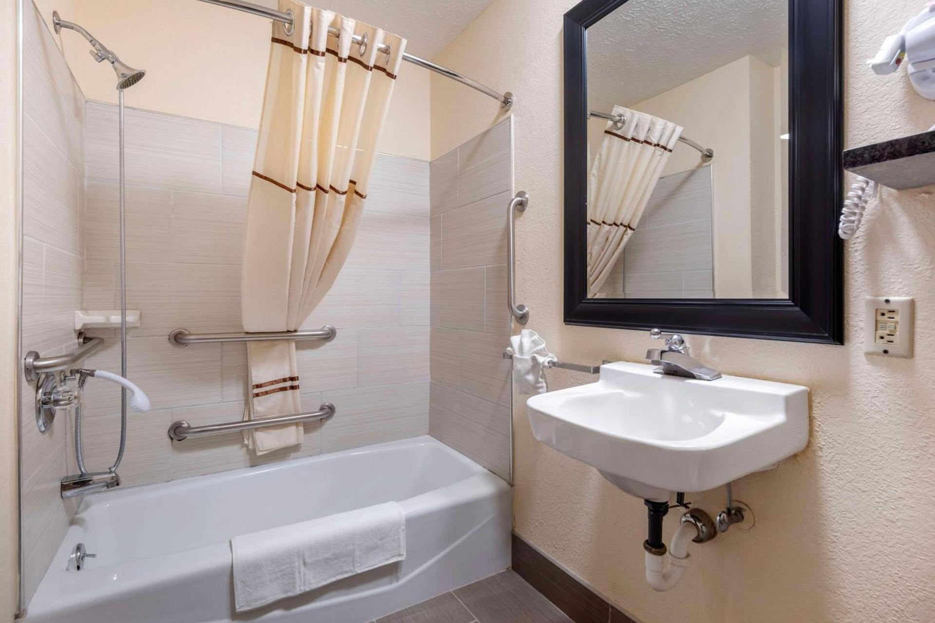 Best Western Campbellsville Inn photo 10