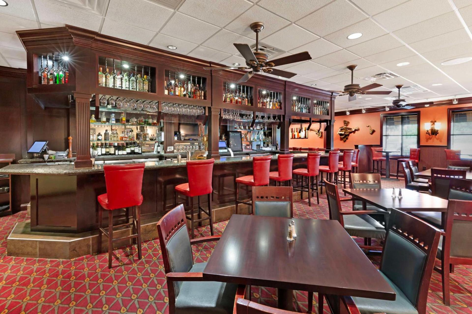 Best Western Plus Burlington photo 9