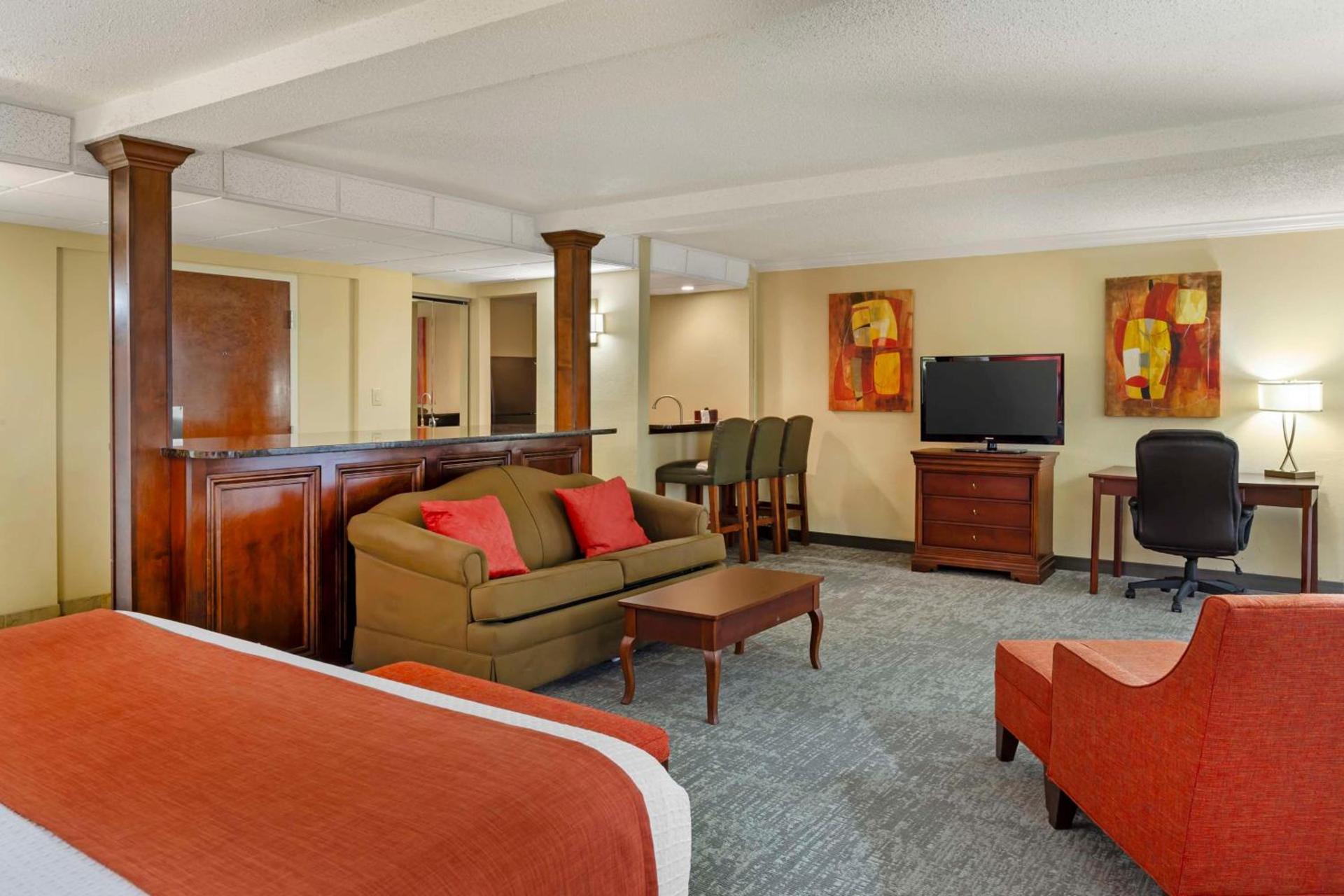 Best Western Plus Burlington photo 20