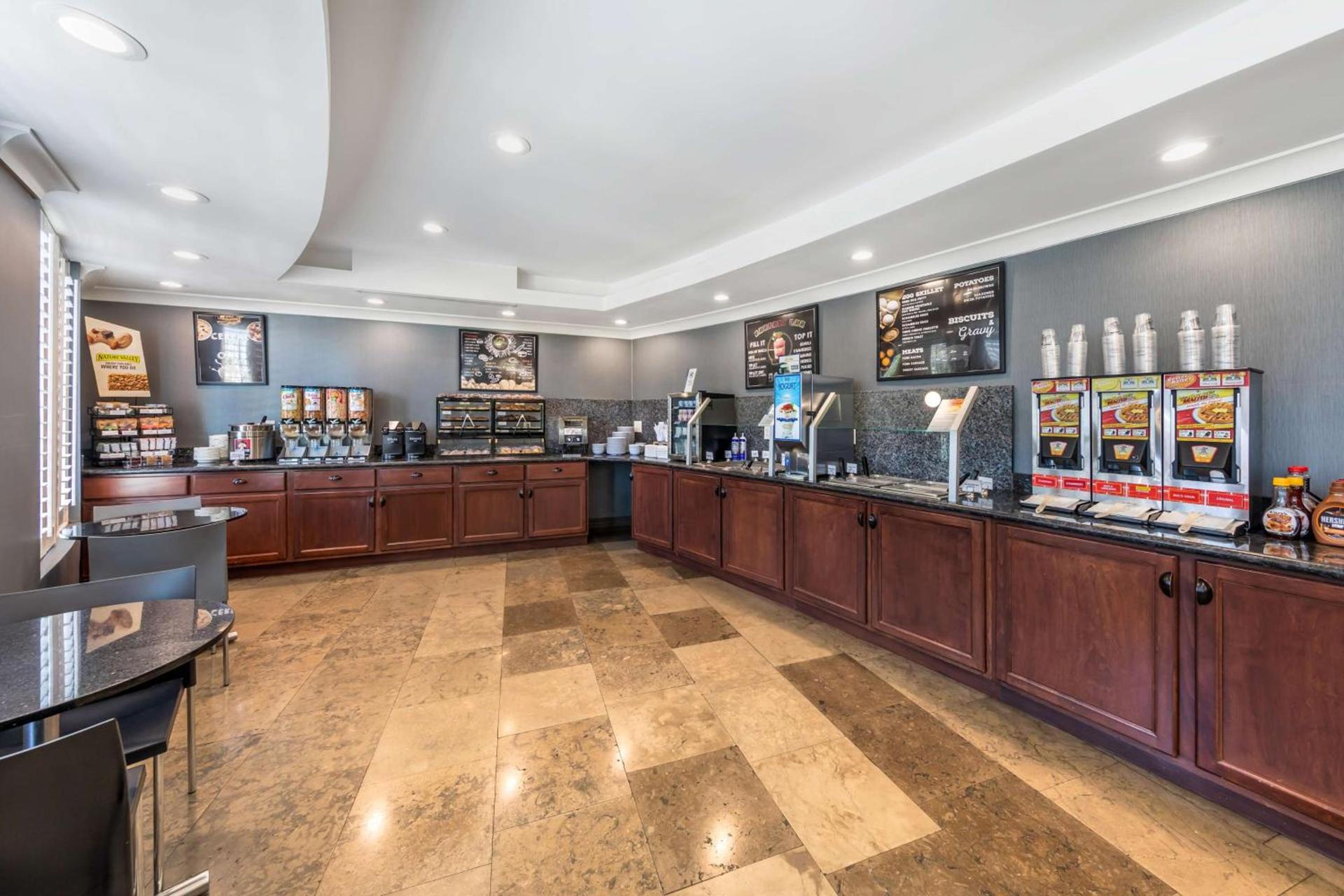 Best Western PLUS Avita Suites photo 51