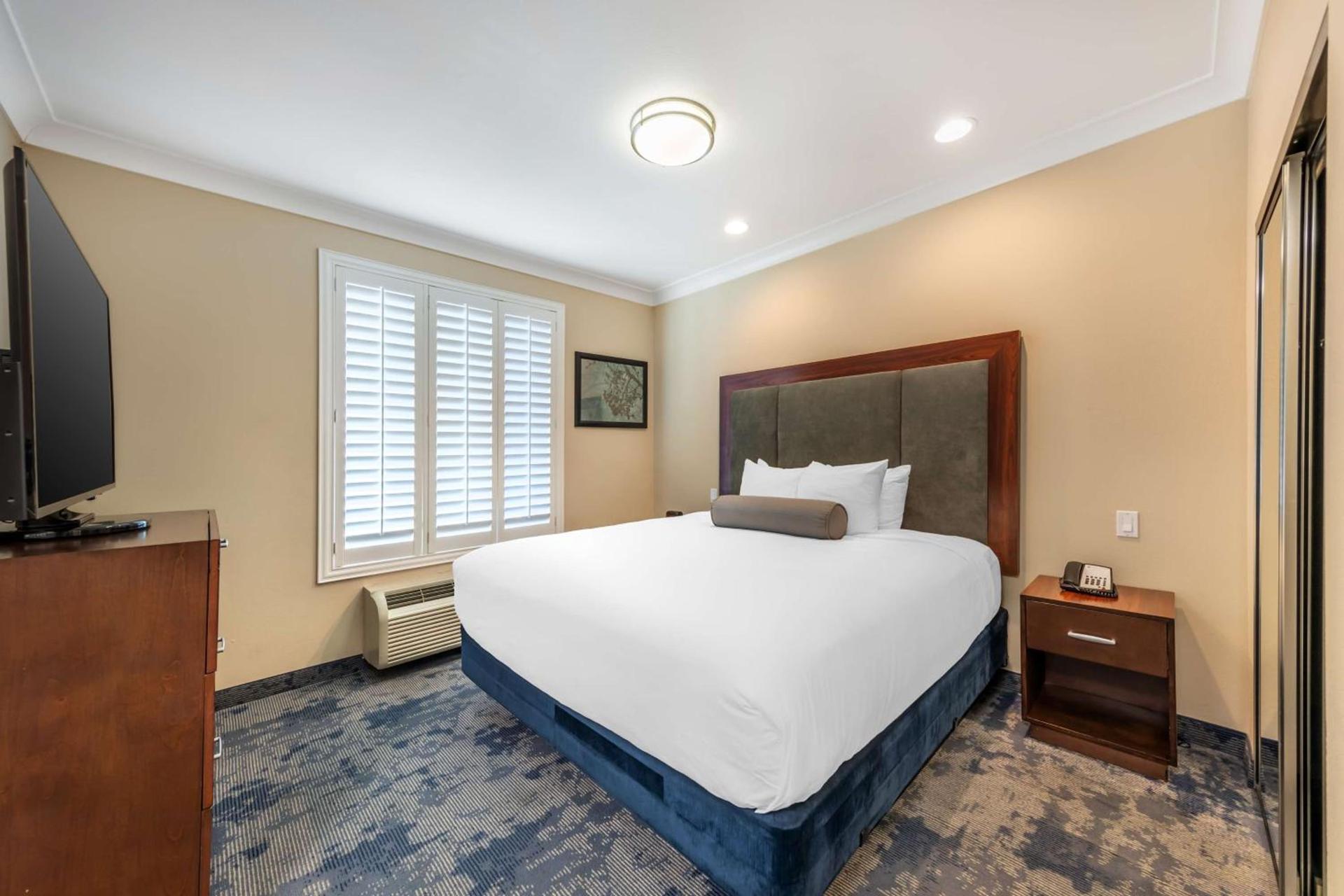 Best Western PLUS Avita Suites photo 6