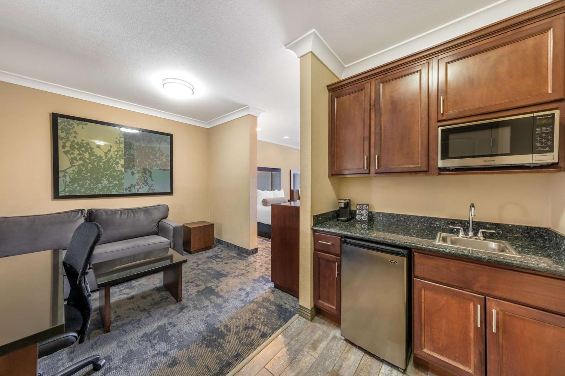 Best Western PLUS Avita Suites photo 14