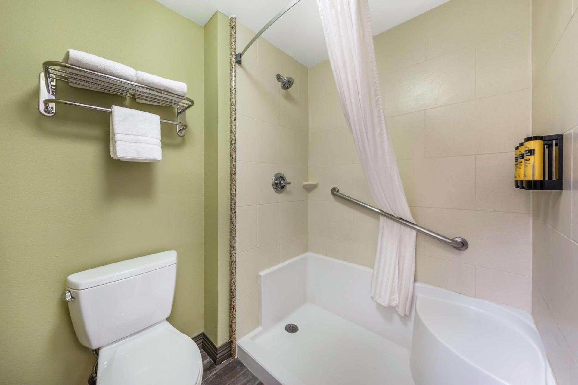 Best Western PLUS Avita Suites photo 24