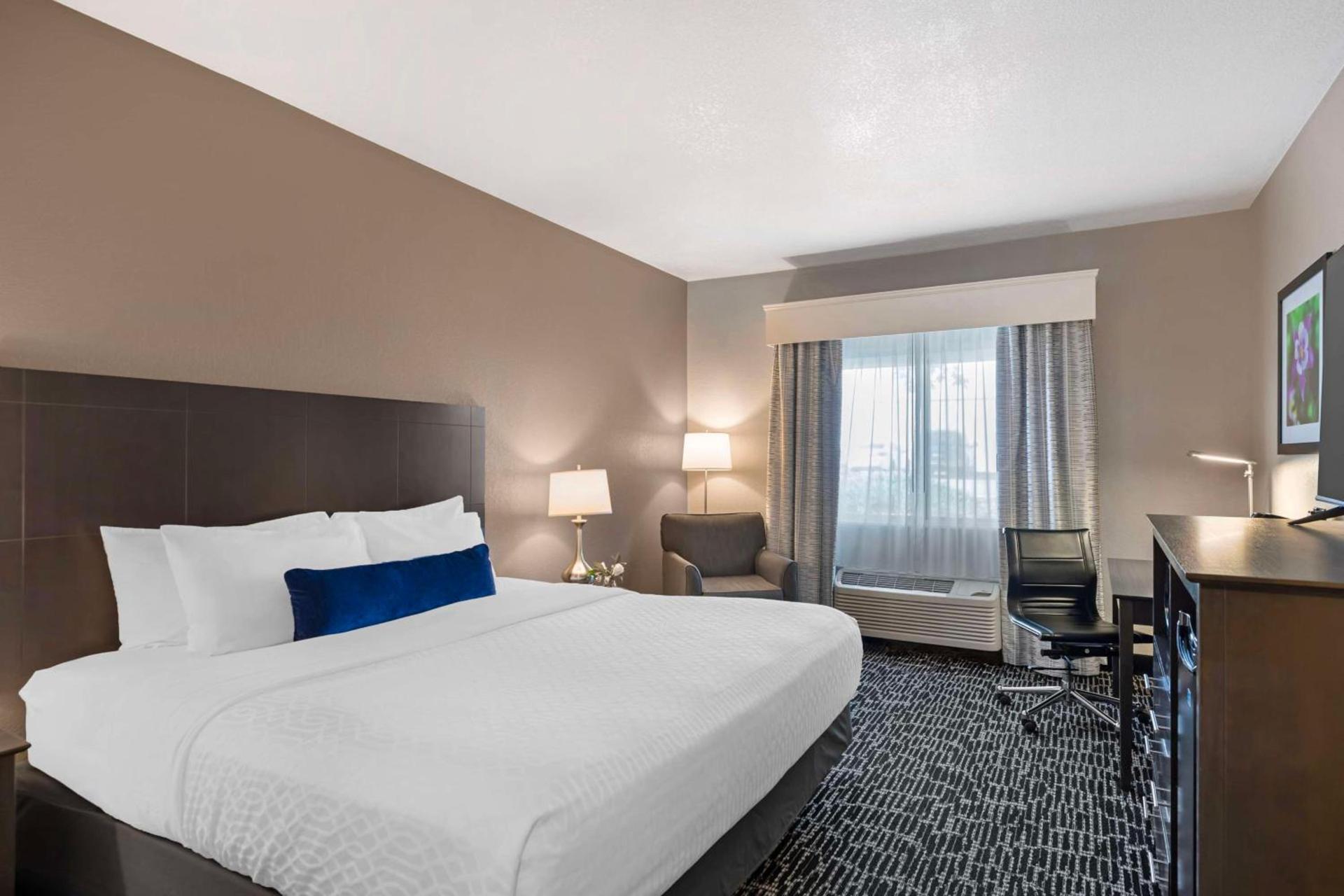 Best Western Greeley photo 13