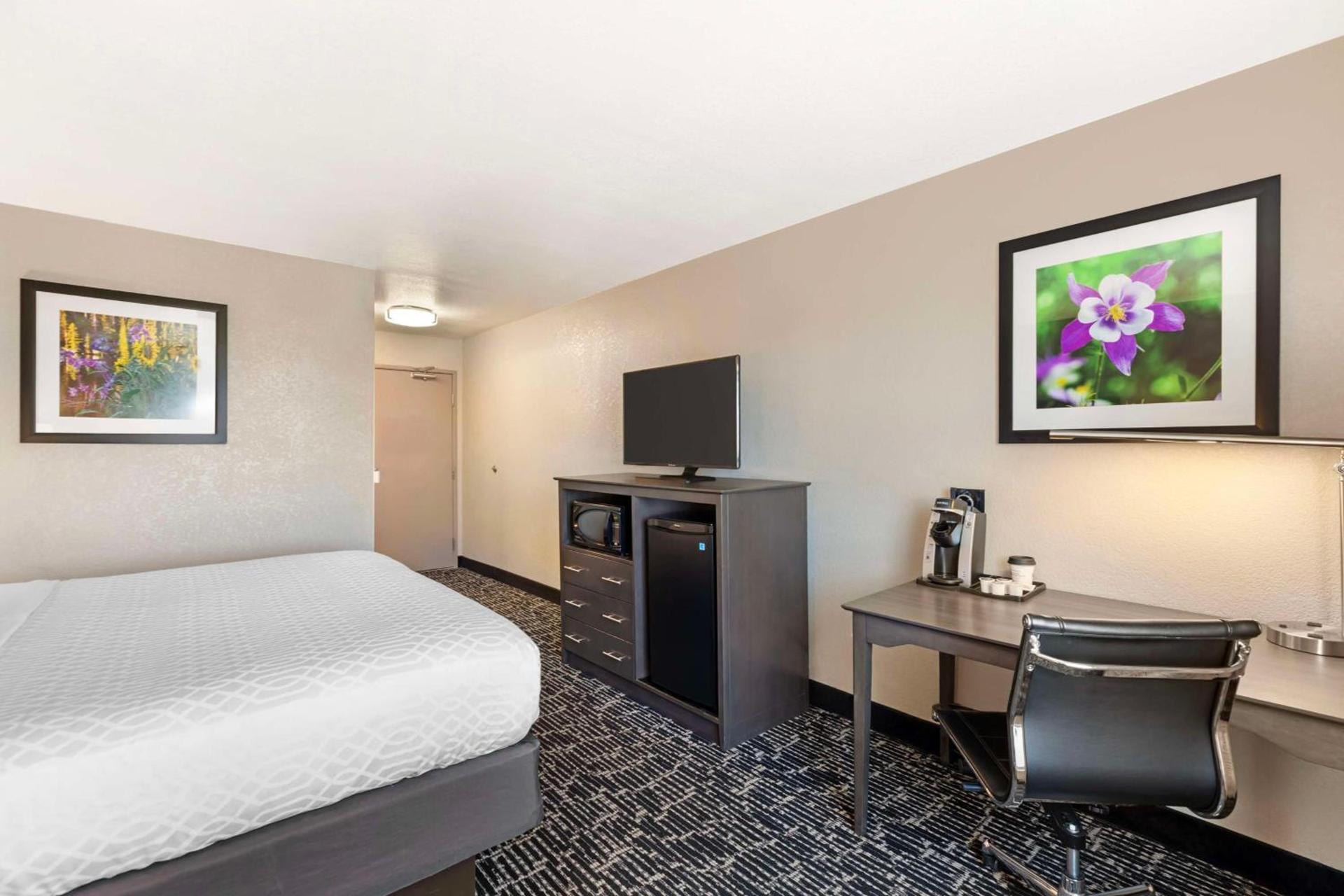 Best Western Greeley photo 21