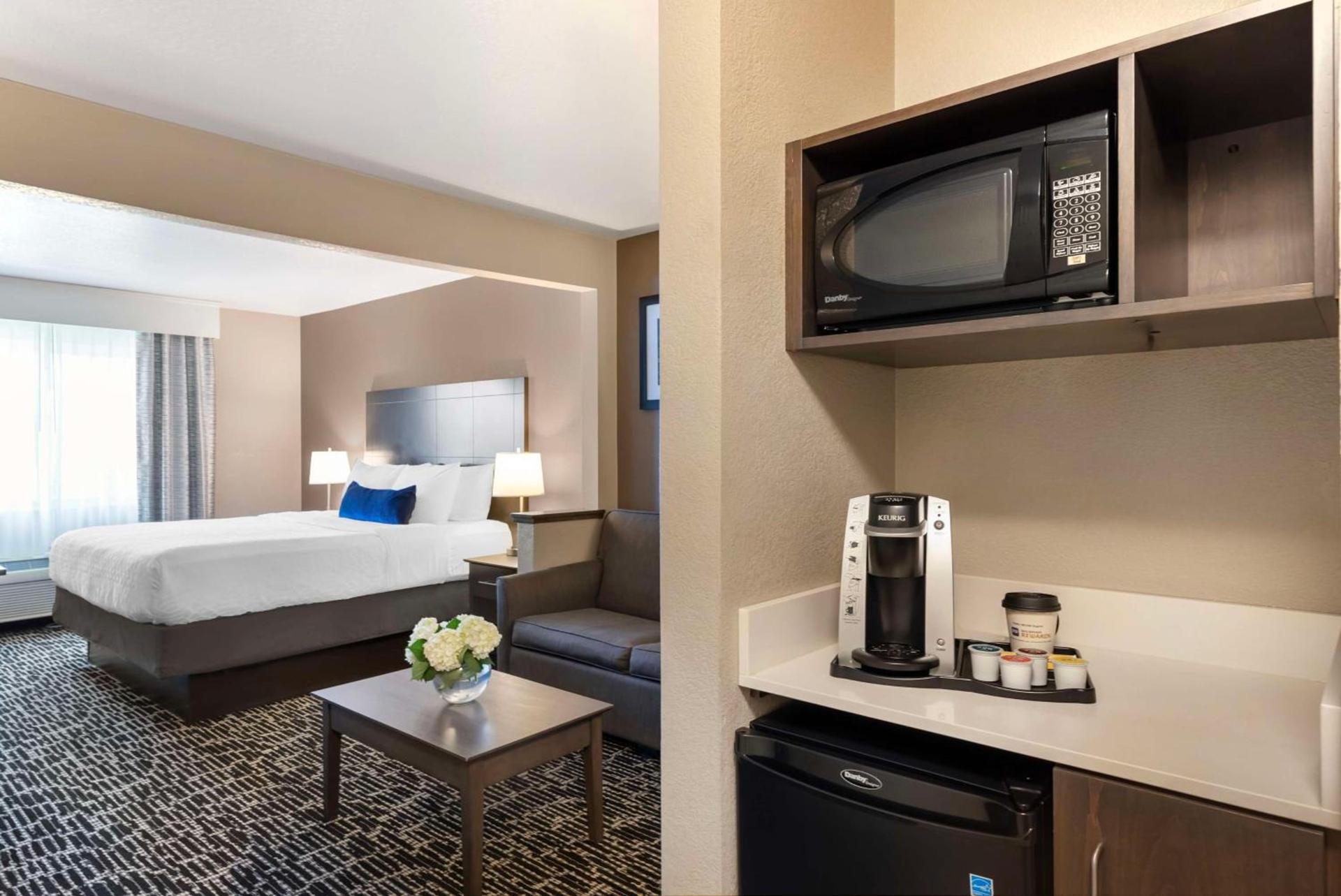 Best Western Greeley photo 28