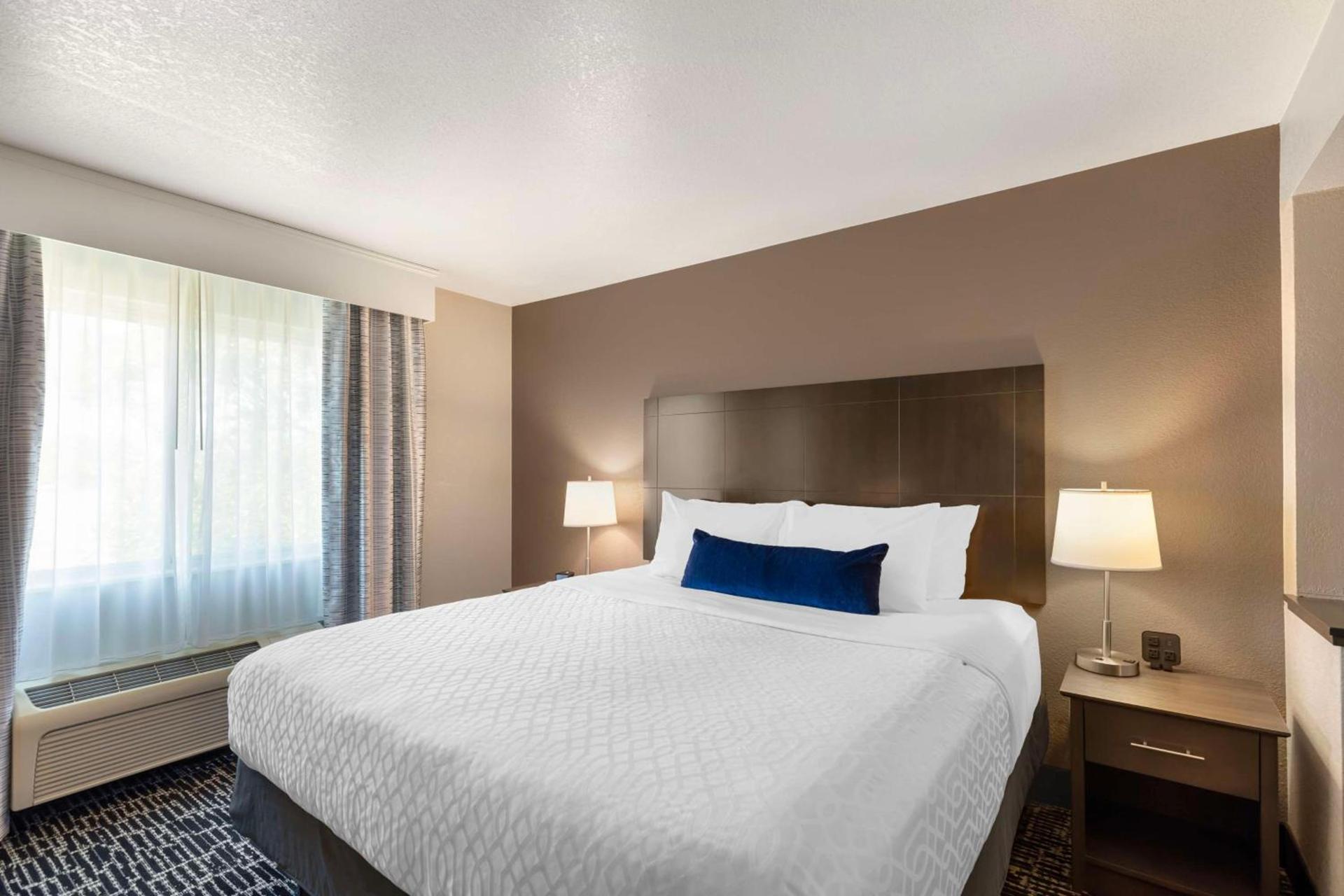 Best Western Greeley photo 30