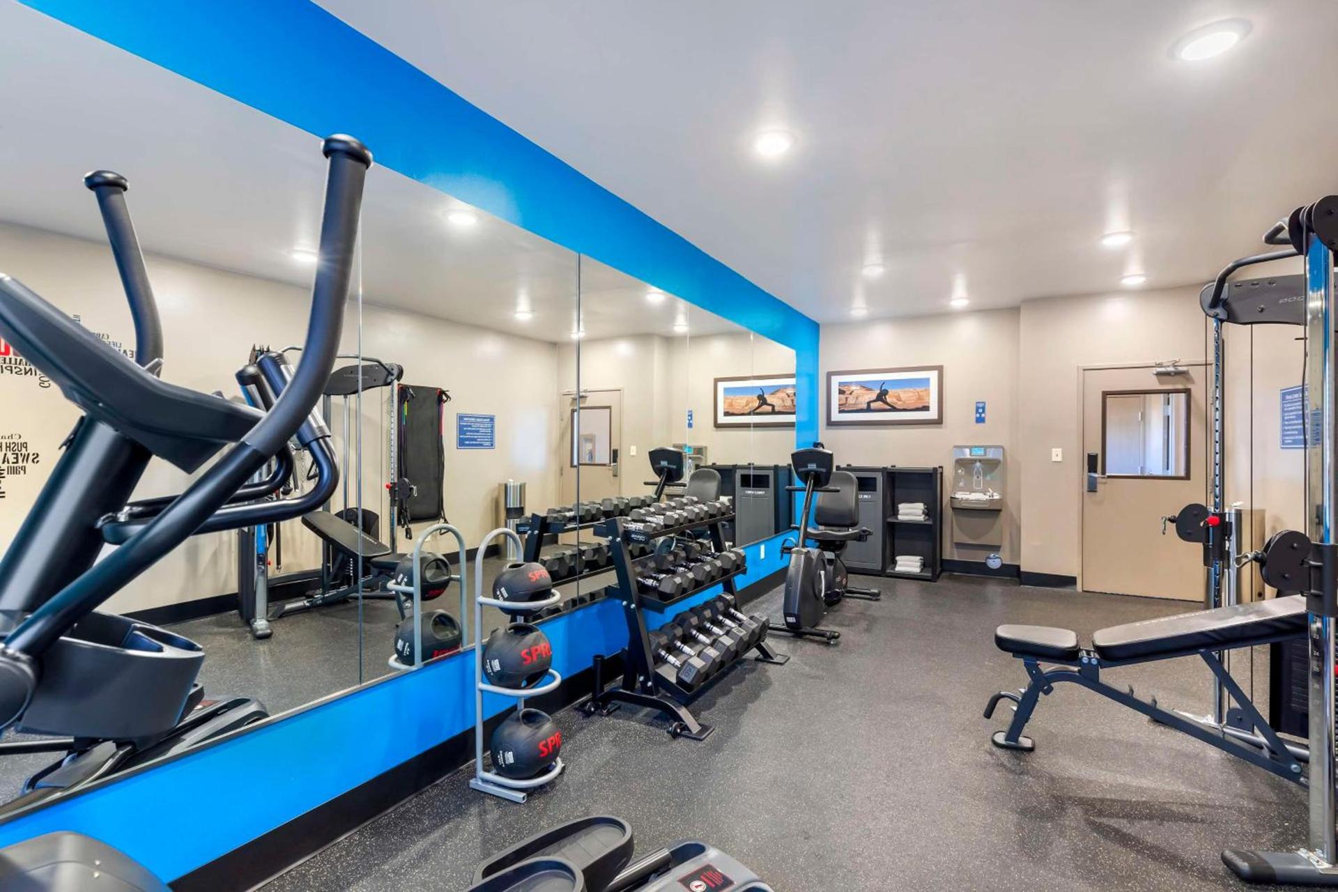 Best Western Greeley photo 35