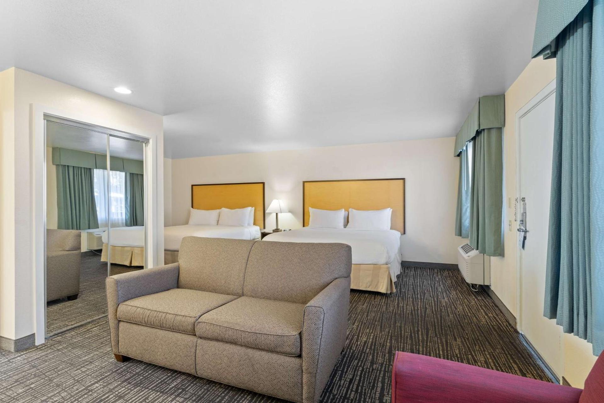 Best Western Petaluma Inn photo 9
