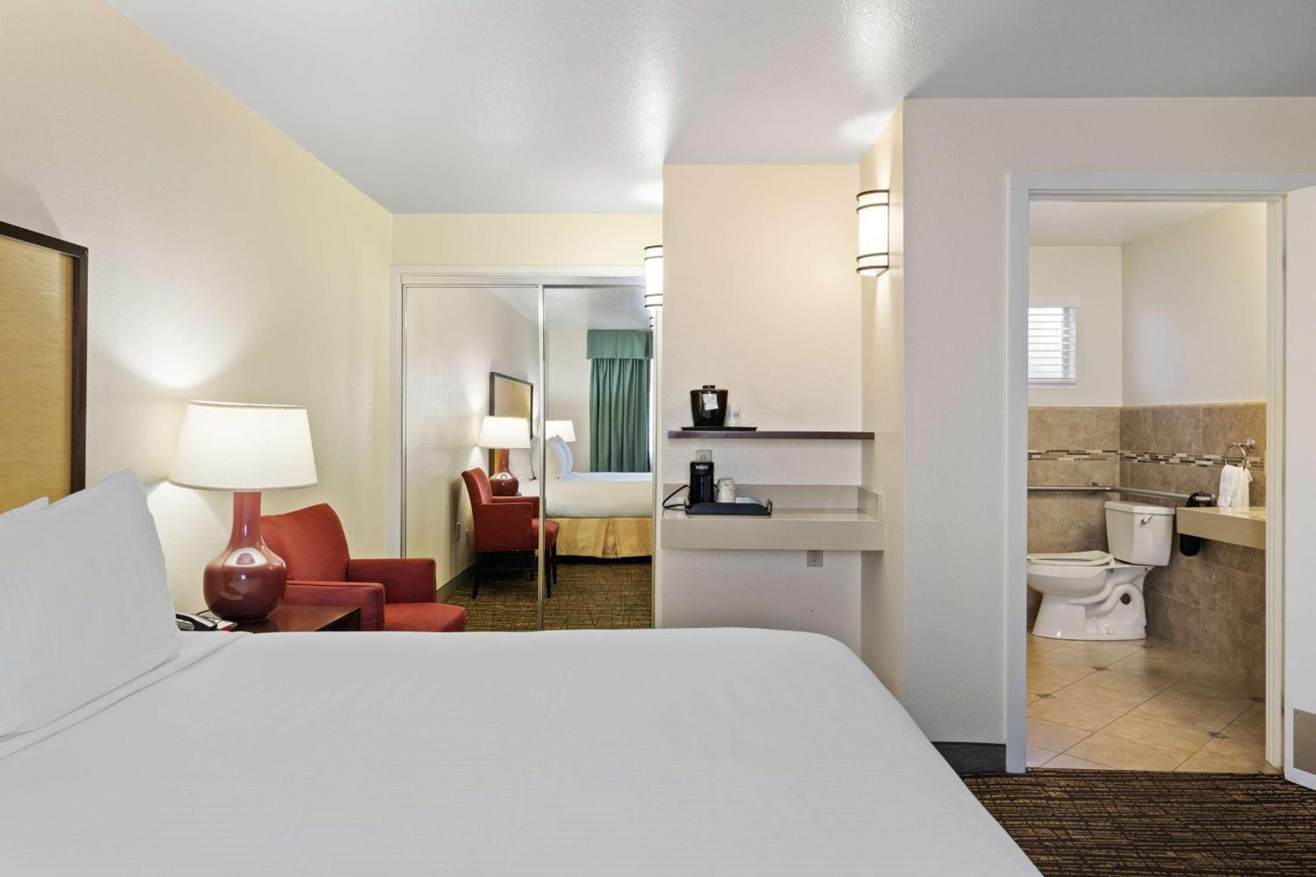 Best Western Petaluma Inn photo 15
