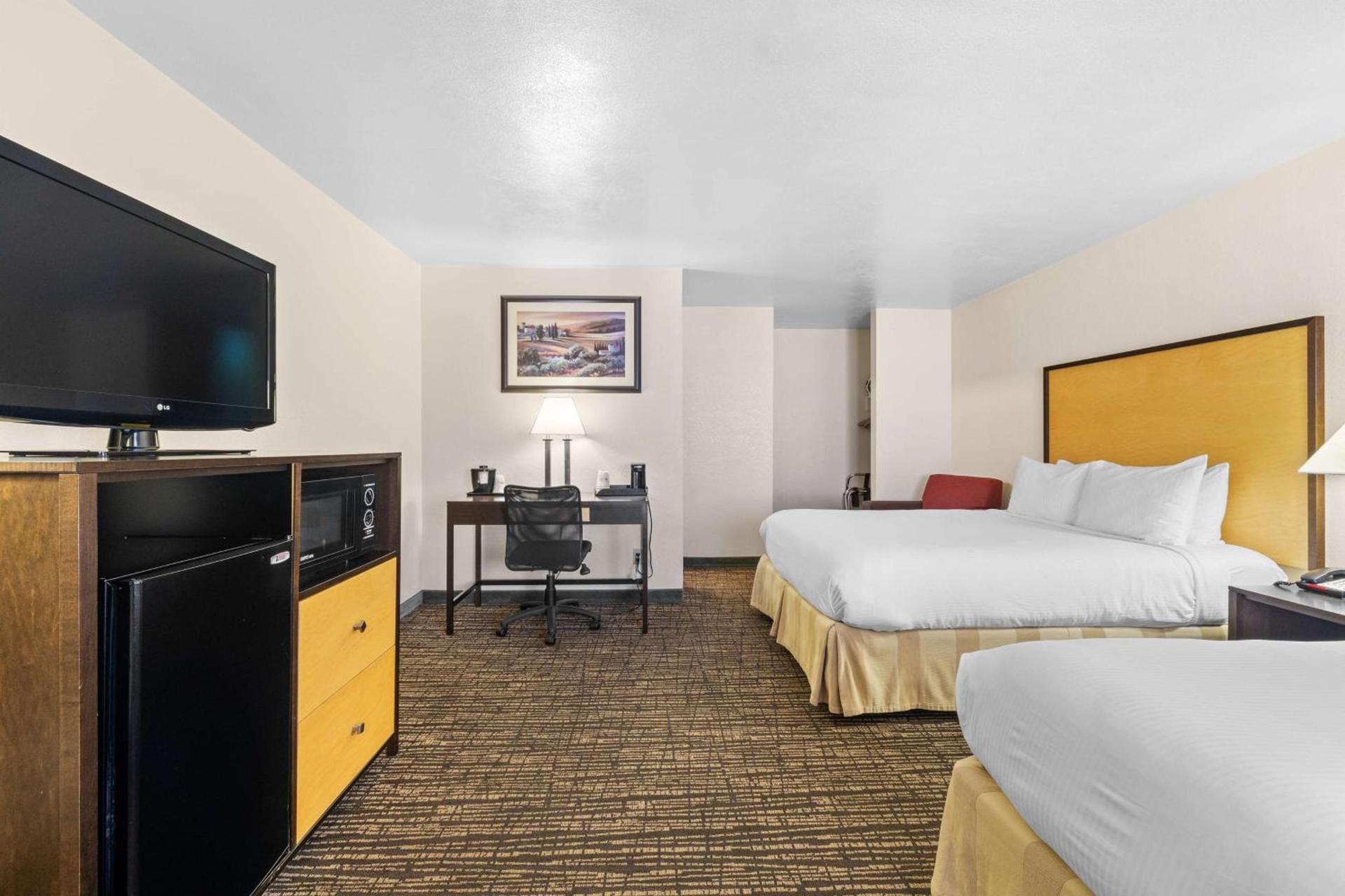 Best Western Petaluma Inn photo 32
