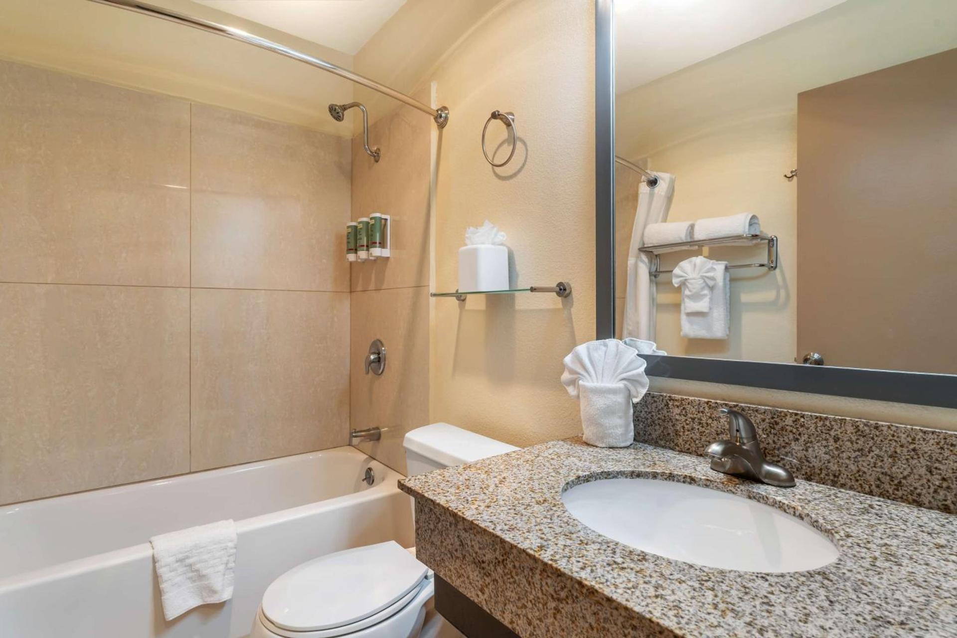 Best Western John Muir Inn photo 21