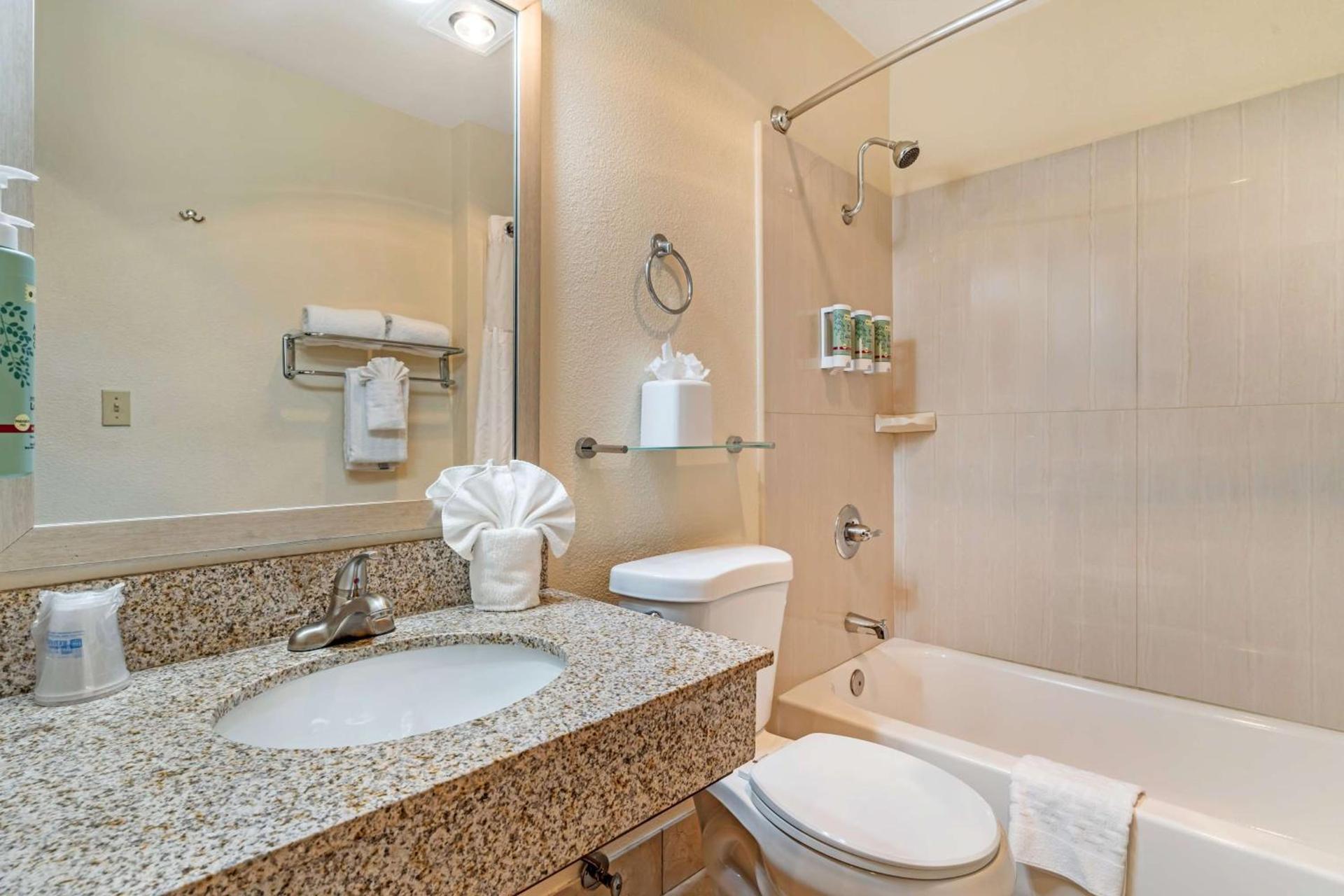 Best Western John Muir Inn photo 22