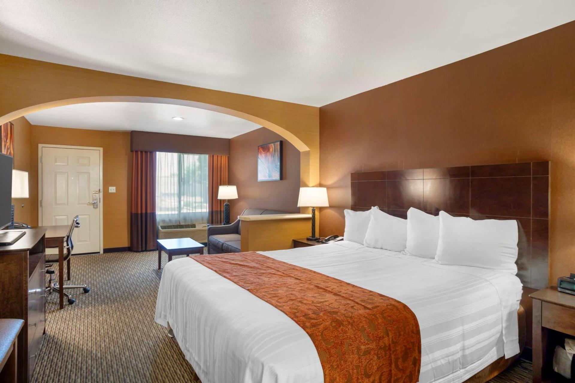 Best Western Exeter Inn & Suites photo 3