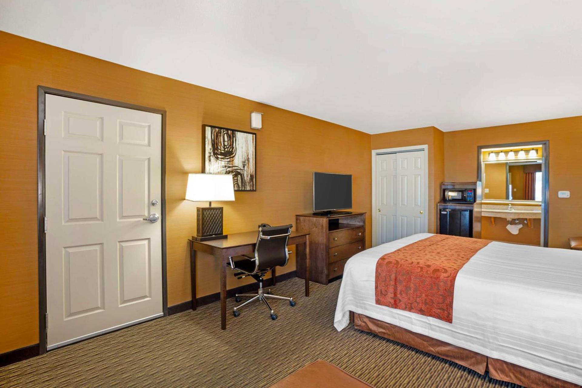 Best Western Exeter Inn & Suites photo 13