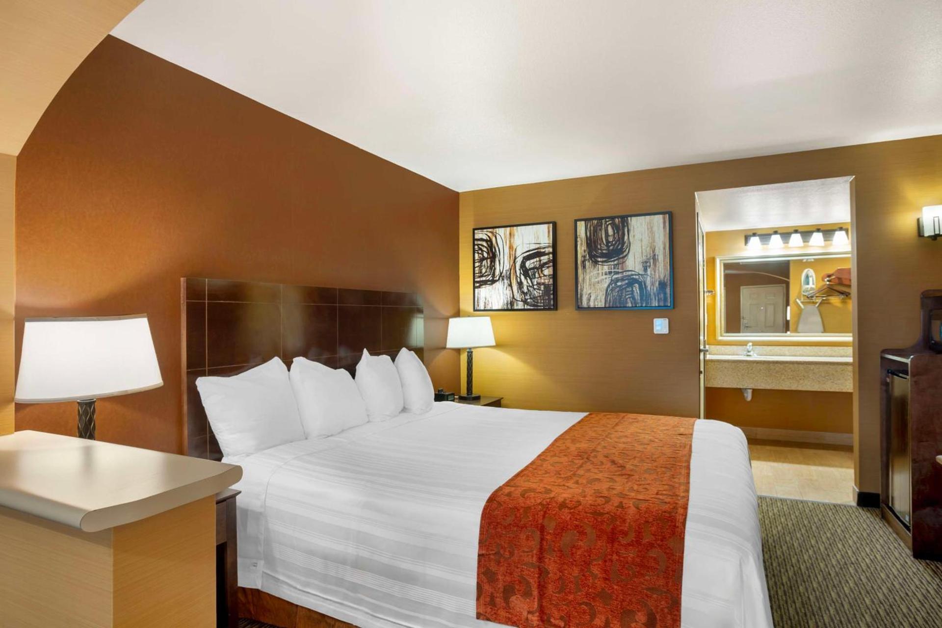 Best Western Exeter Inn & Suites photo 20