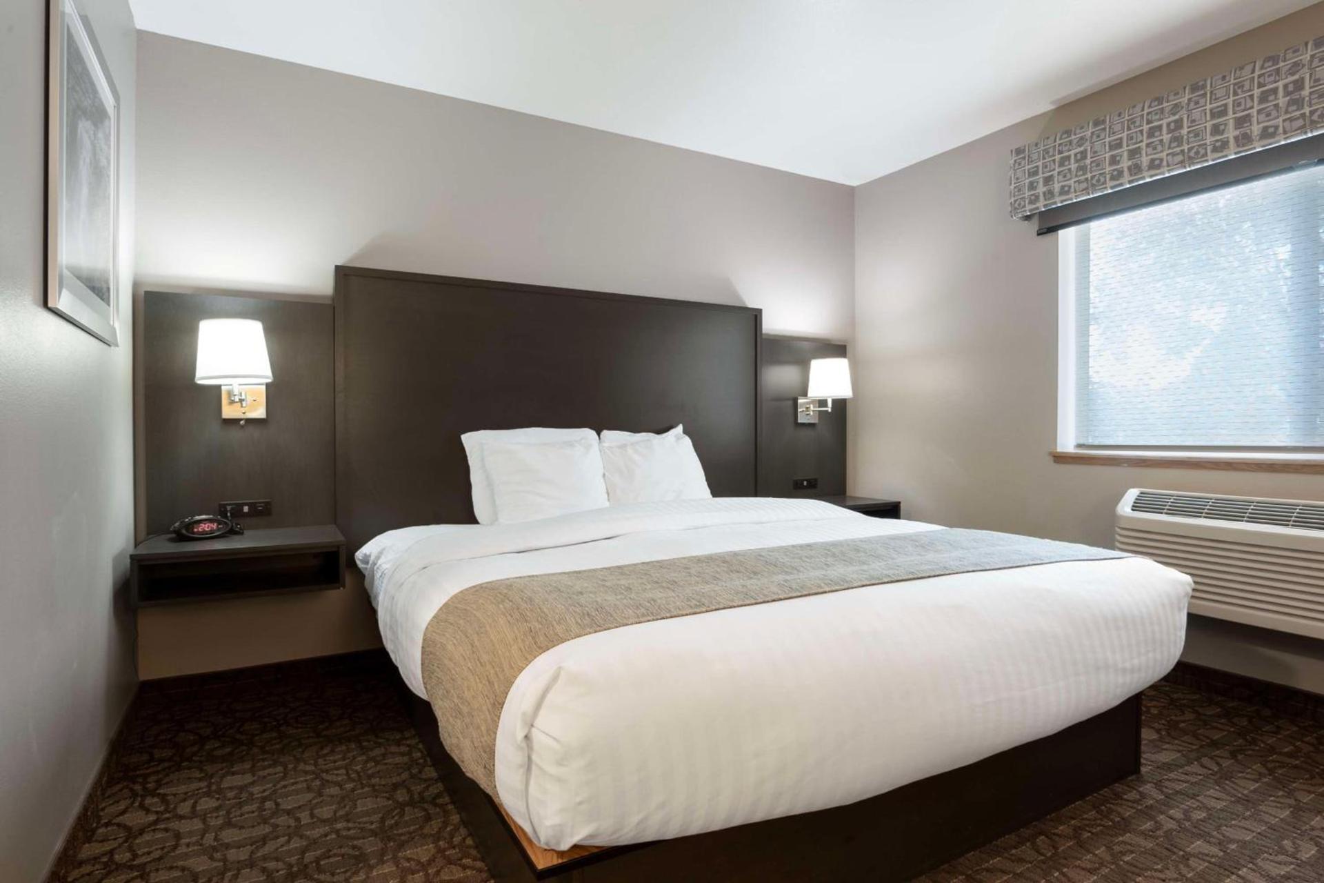 Best Western Sawtooth Inn and Suites photo 13