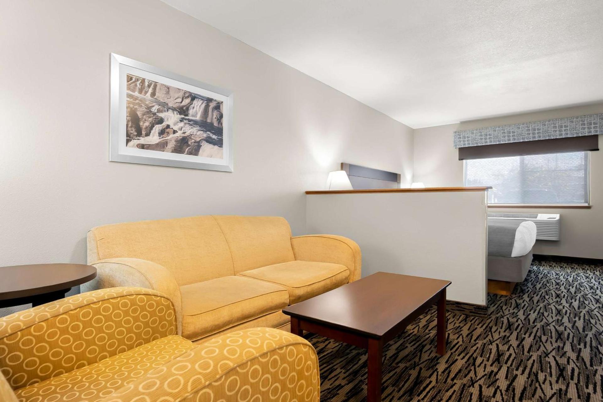 Best Western Sawtooth Inn and Suites photo 18