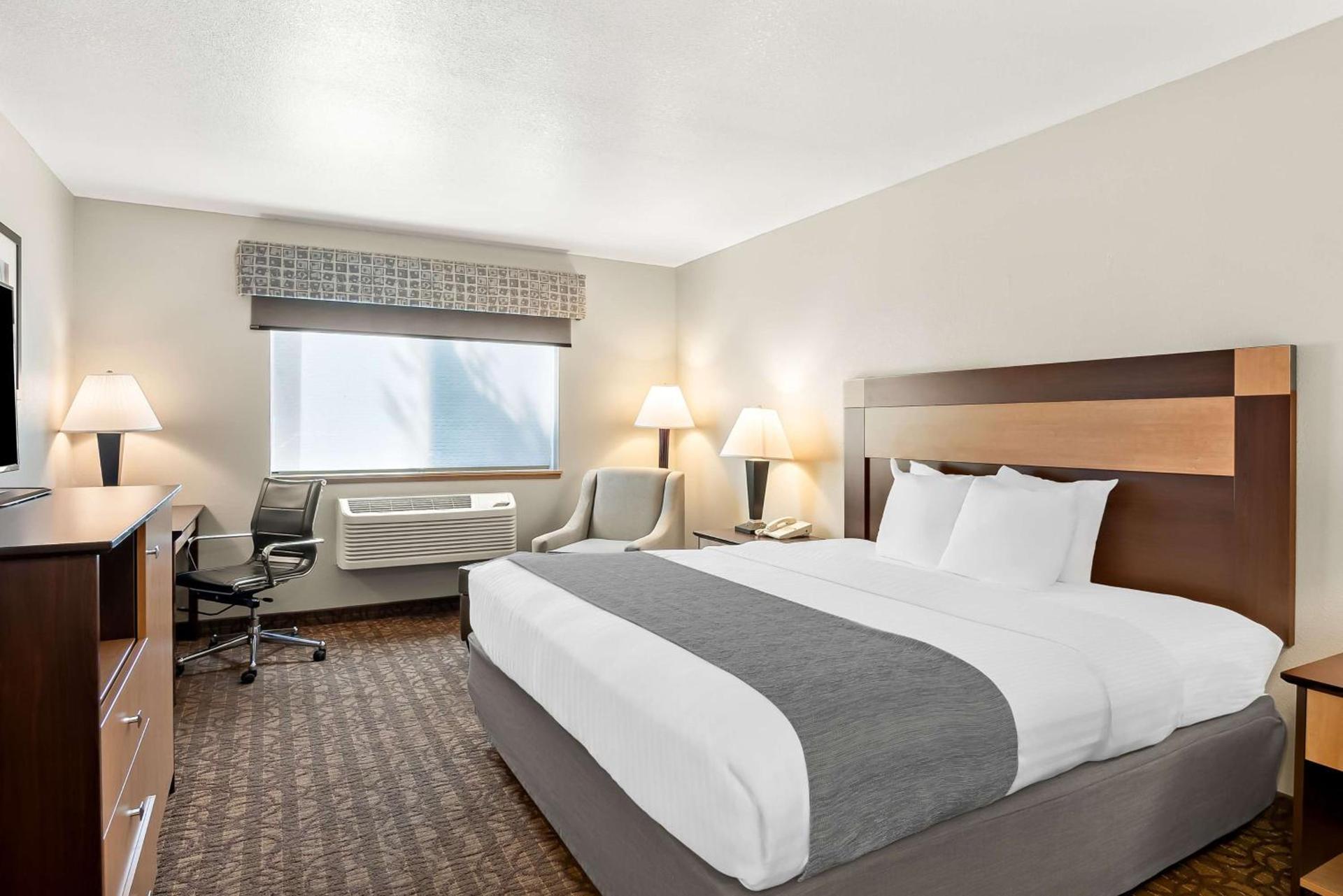Best Western Sawtooth Inn and Suites photo 19