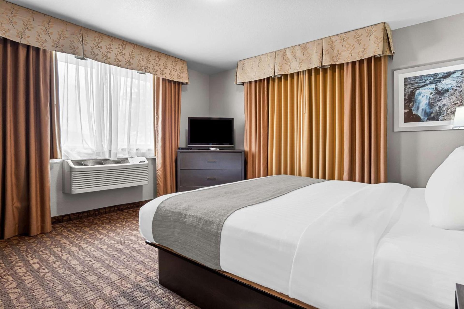 Best Western Sawtooth Inn and Suites photo 40
