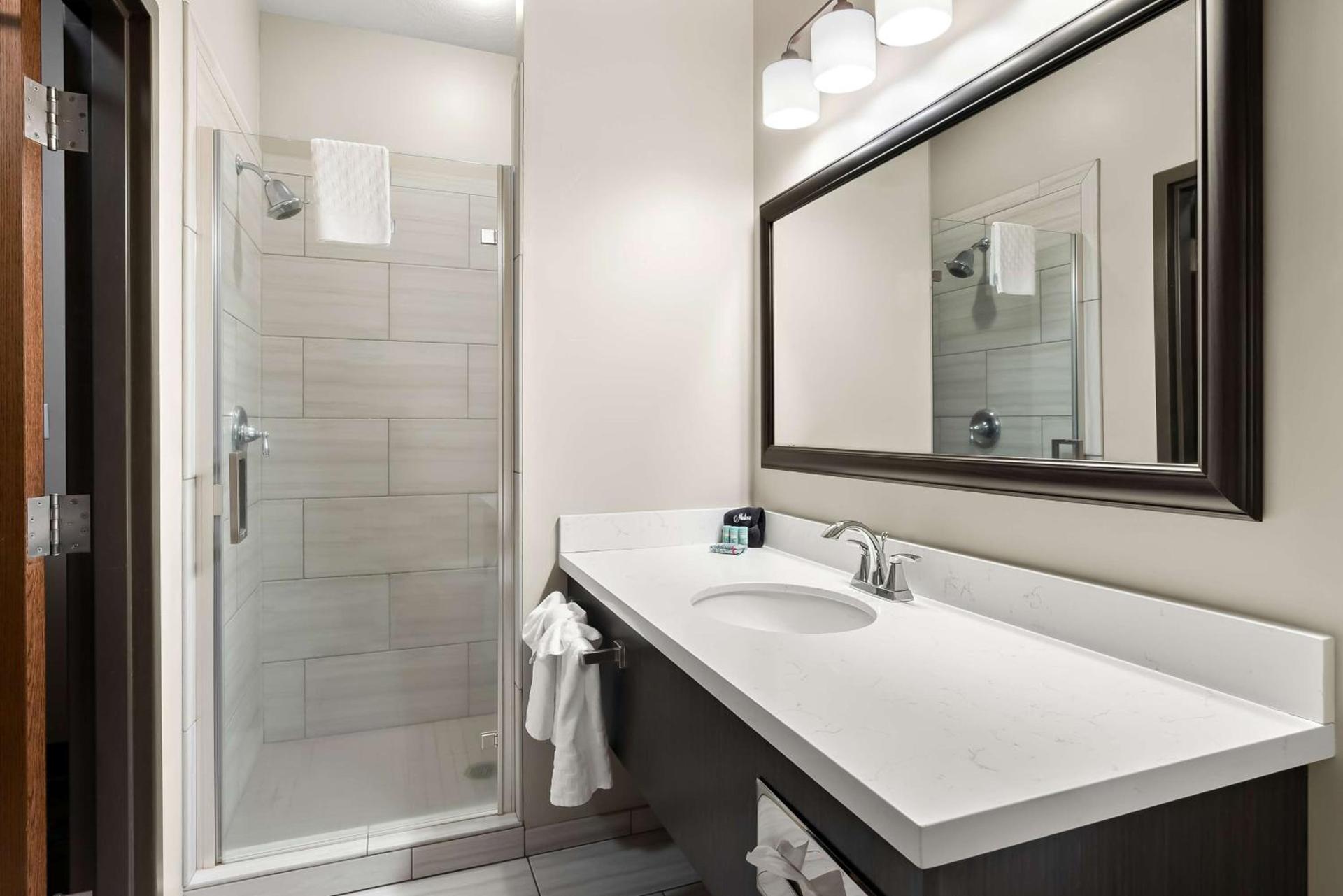 Best Western Sawtooth Inn and Suites photo 51