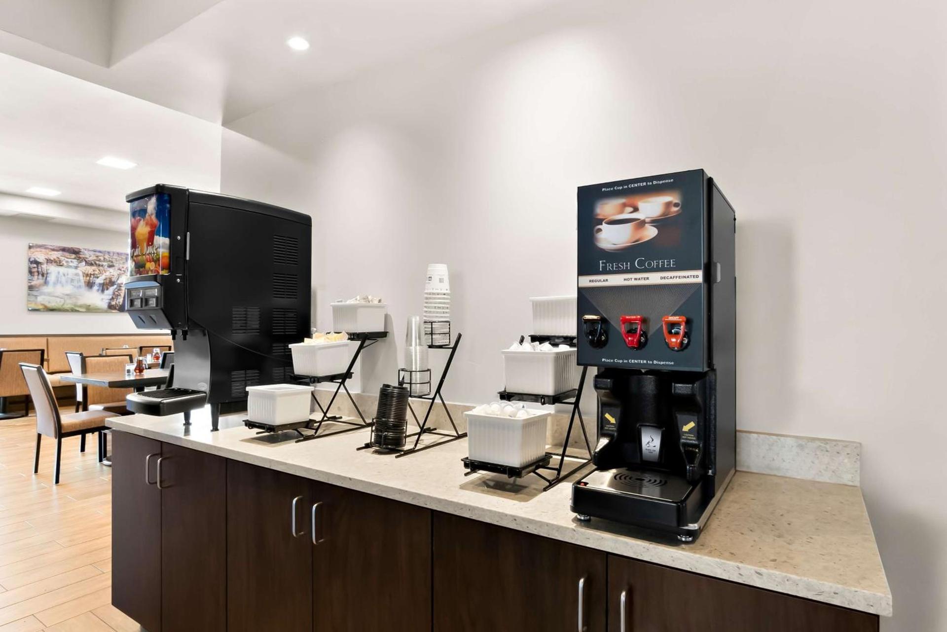Best Western Sawtooth Inn and Suites photo 56