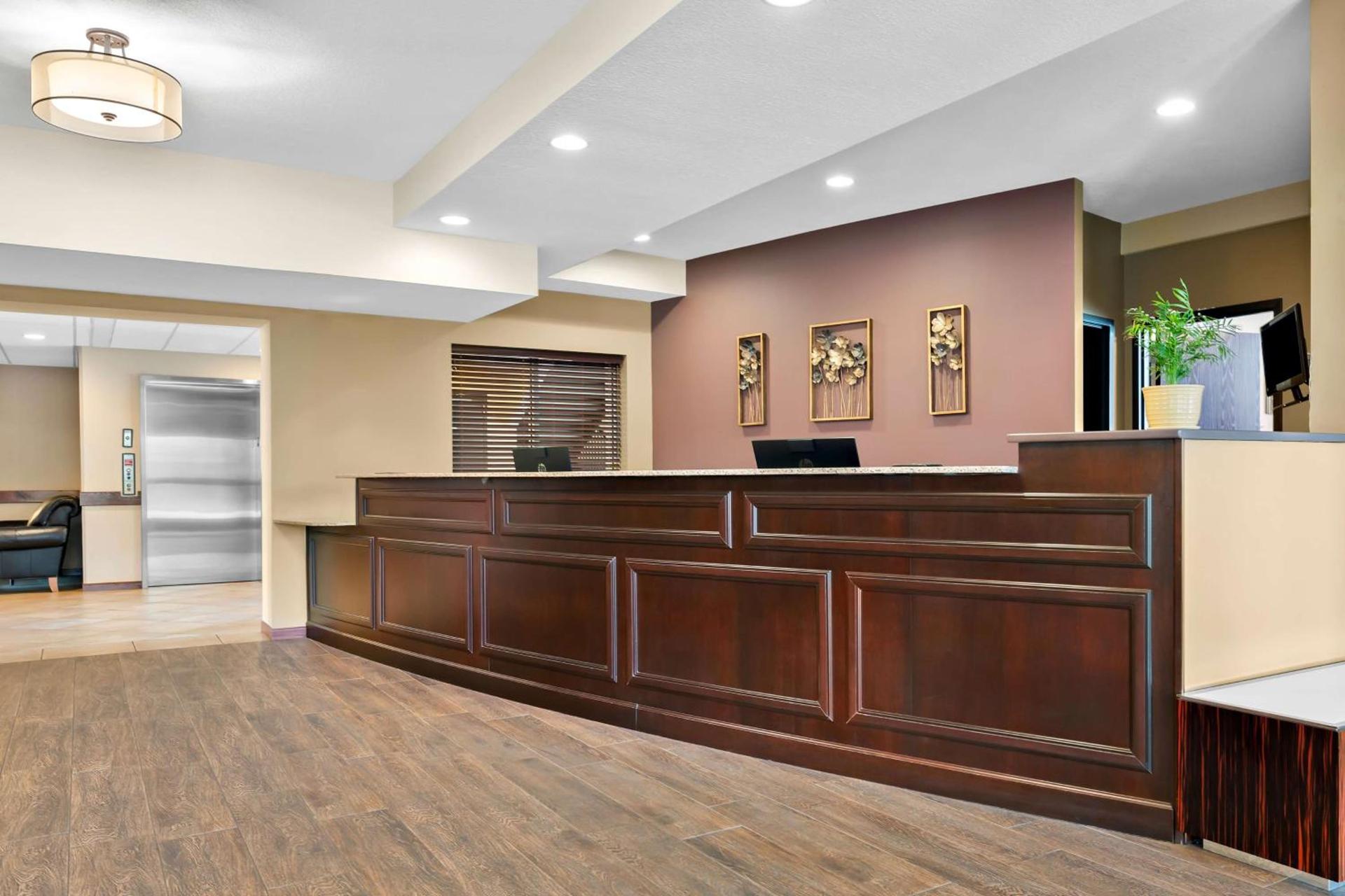Best Western Paradise Inn photo 2