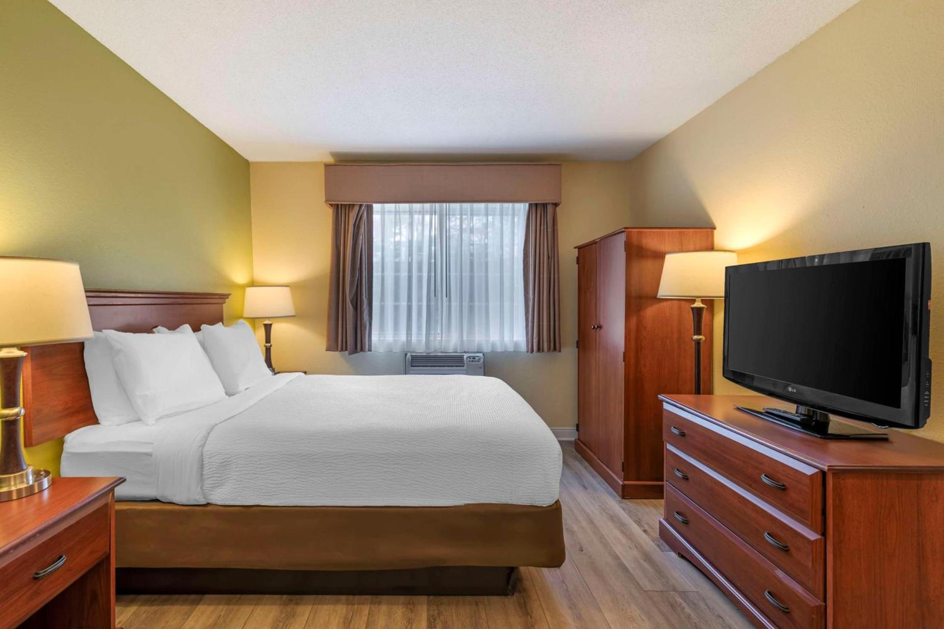 Best Western York Inn photo 21