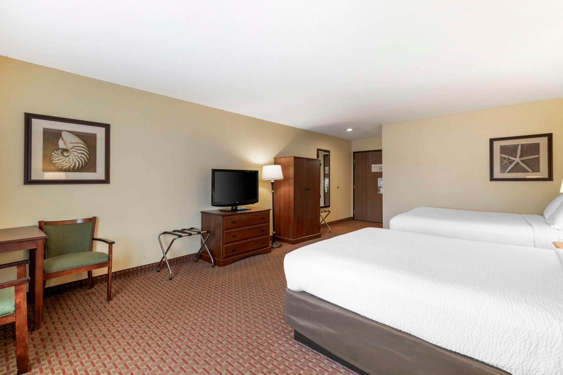 Best Western York Inn photo 25