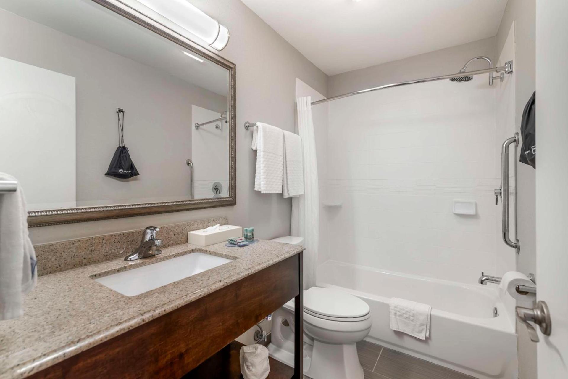 Best Western York Inn photo 26