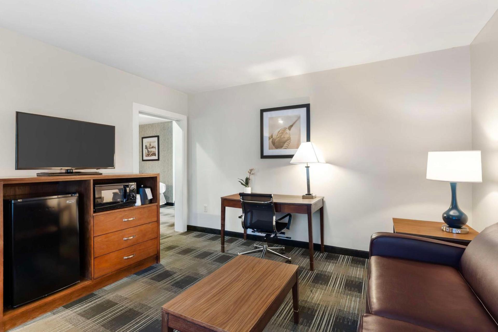 Best Western Plus Cold Spring photo 6