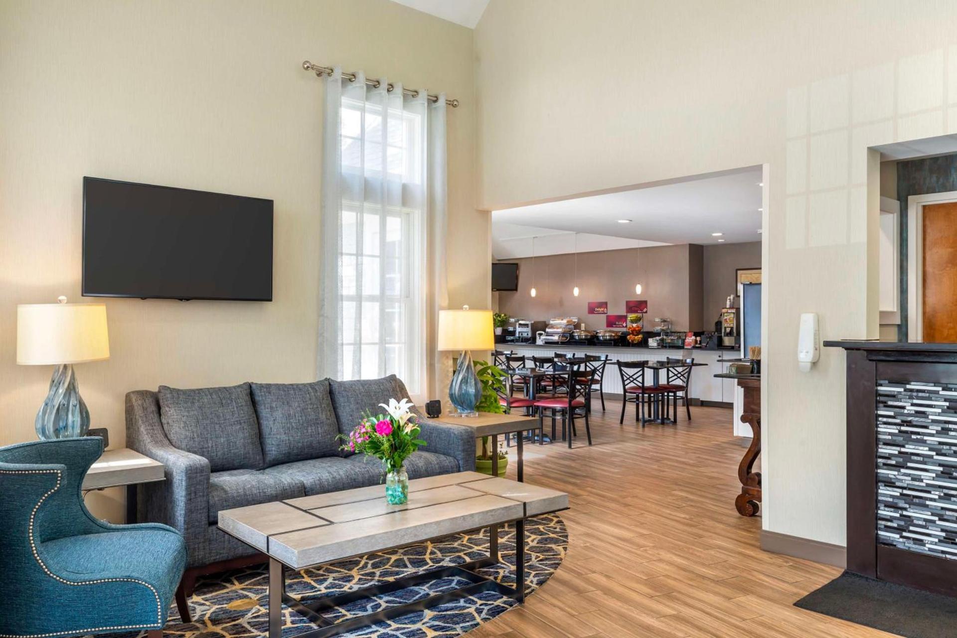 Best Western Plus Cold Spring photo 8
