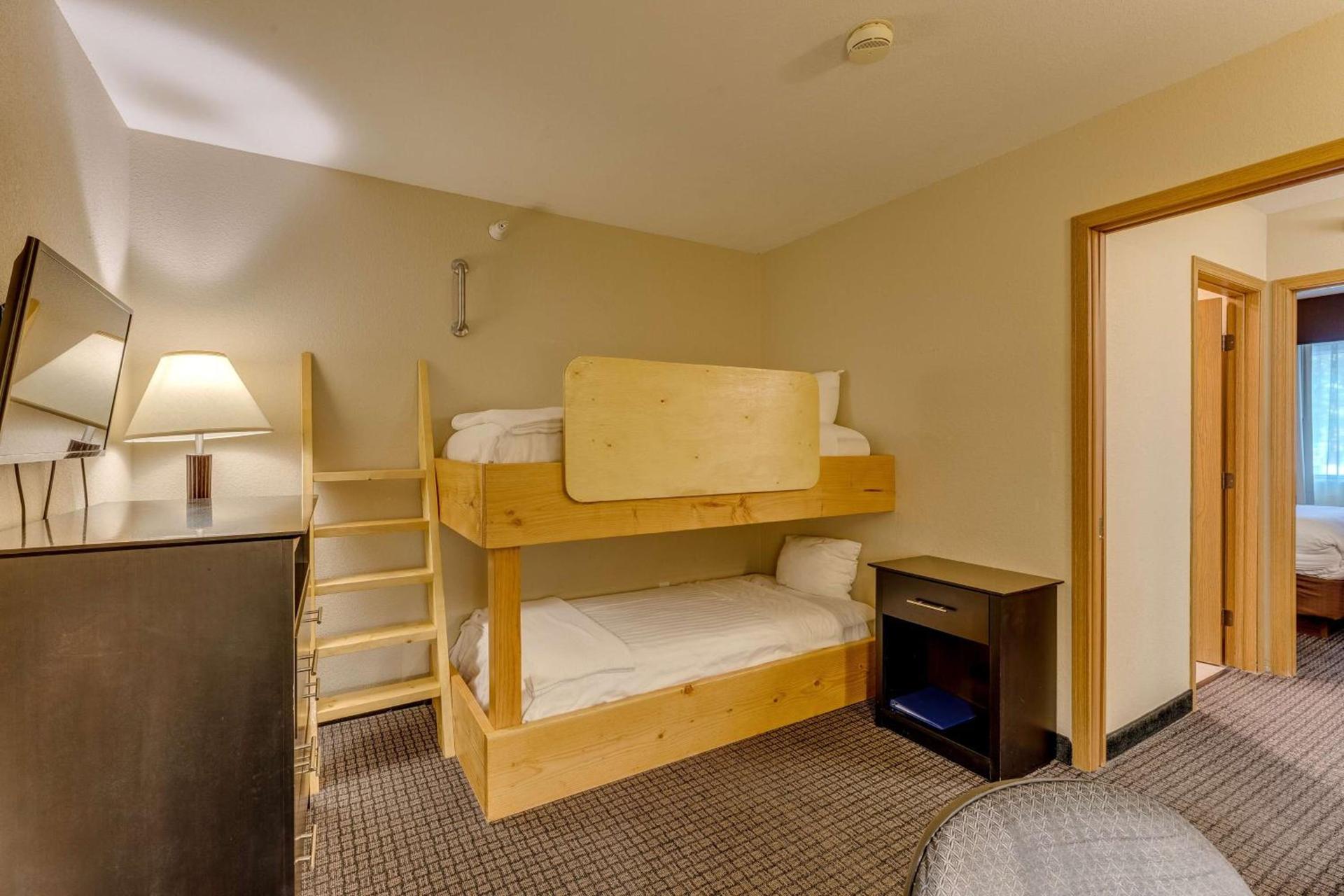 Best Western Lakewinds photo 13