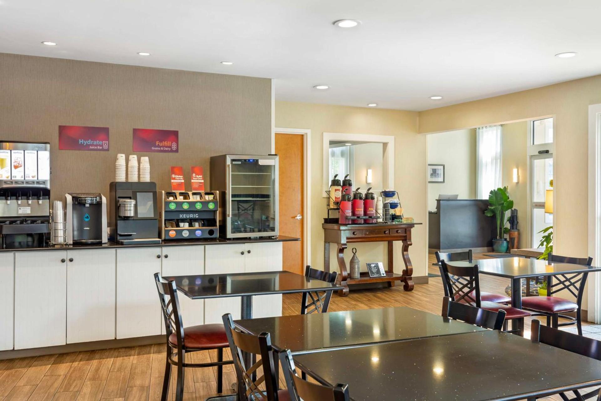 Best Western Plus Cold Spring photo 16
