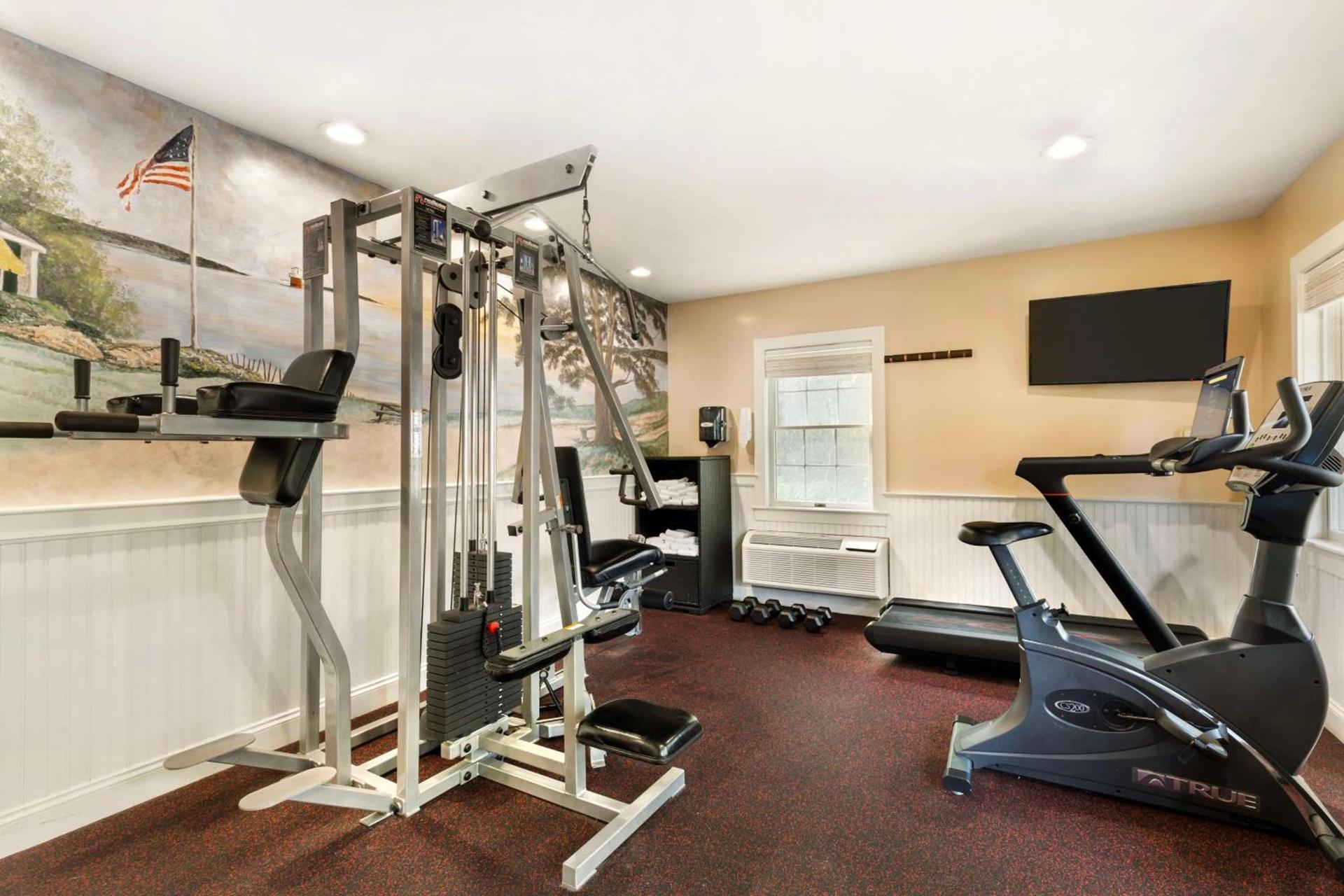 Best Western Plus Cold Spring photo 37