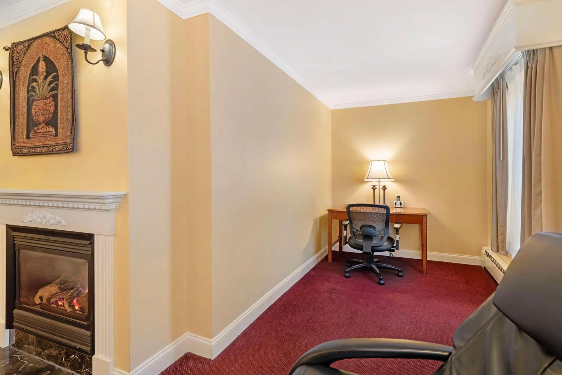 Best Western White House Inn photo 82